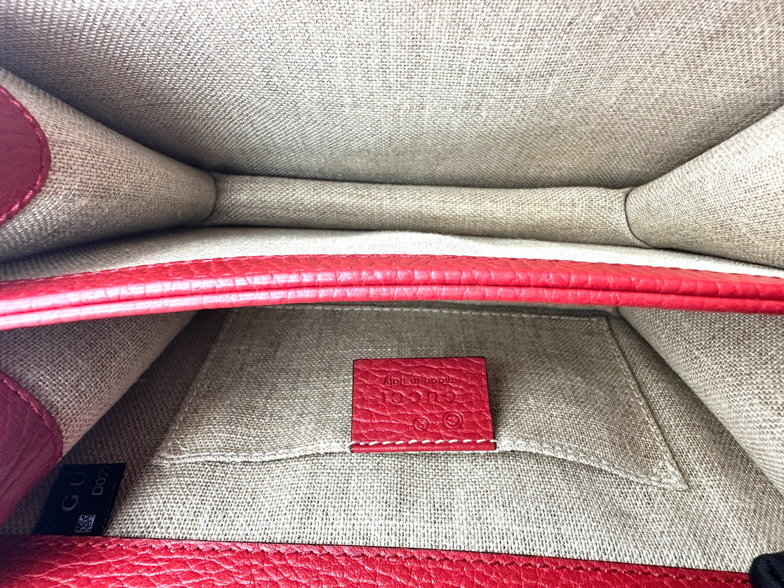 Gucci Leather Dollar Interlocking Grossbody bag Red GG506