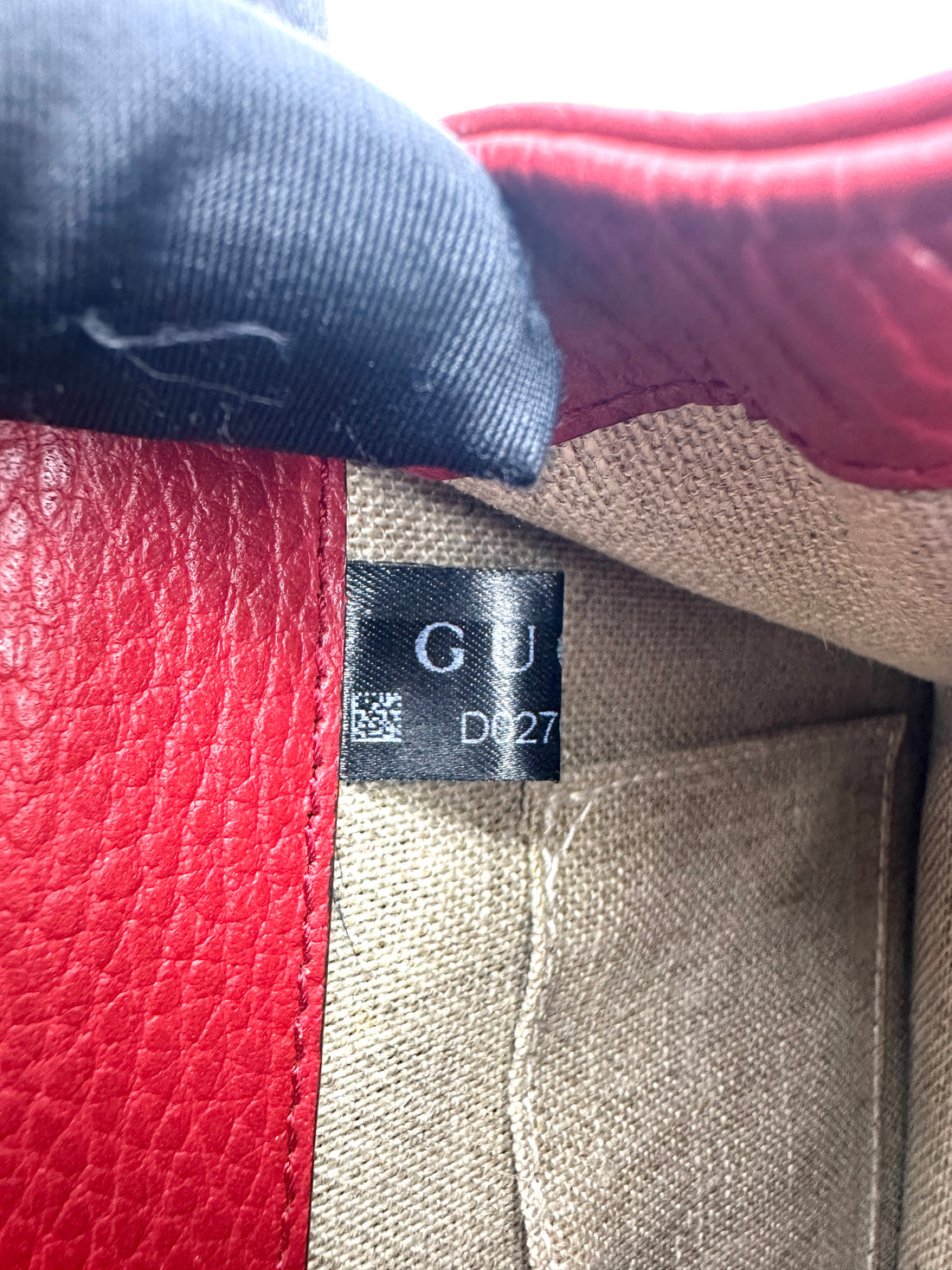 Gucci Leather Dollar Interlocking Grossbody bag Red GG506