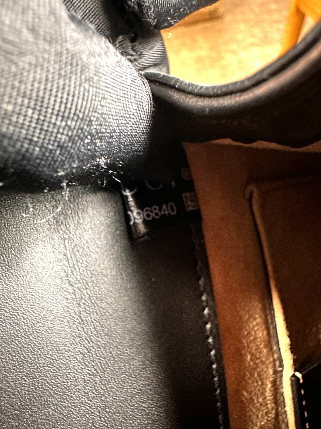 Gucci leather Sylvie mini top handle bag black GG478