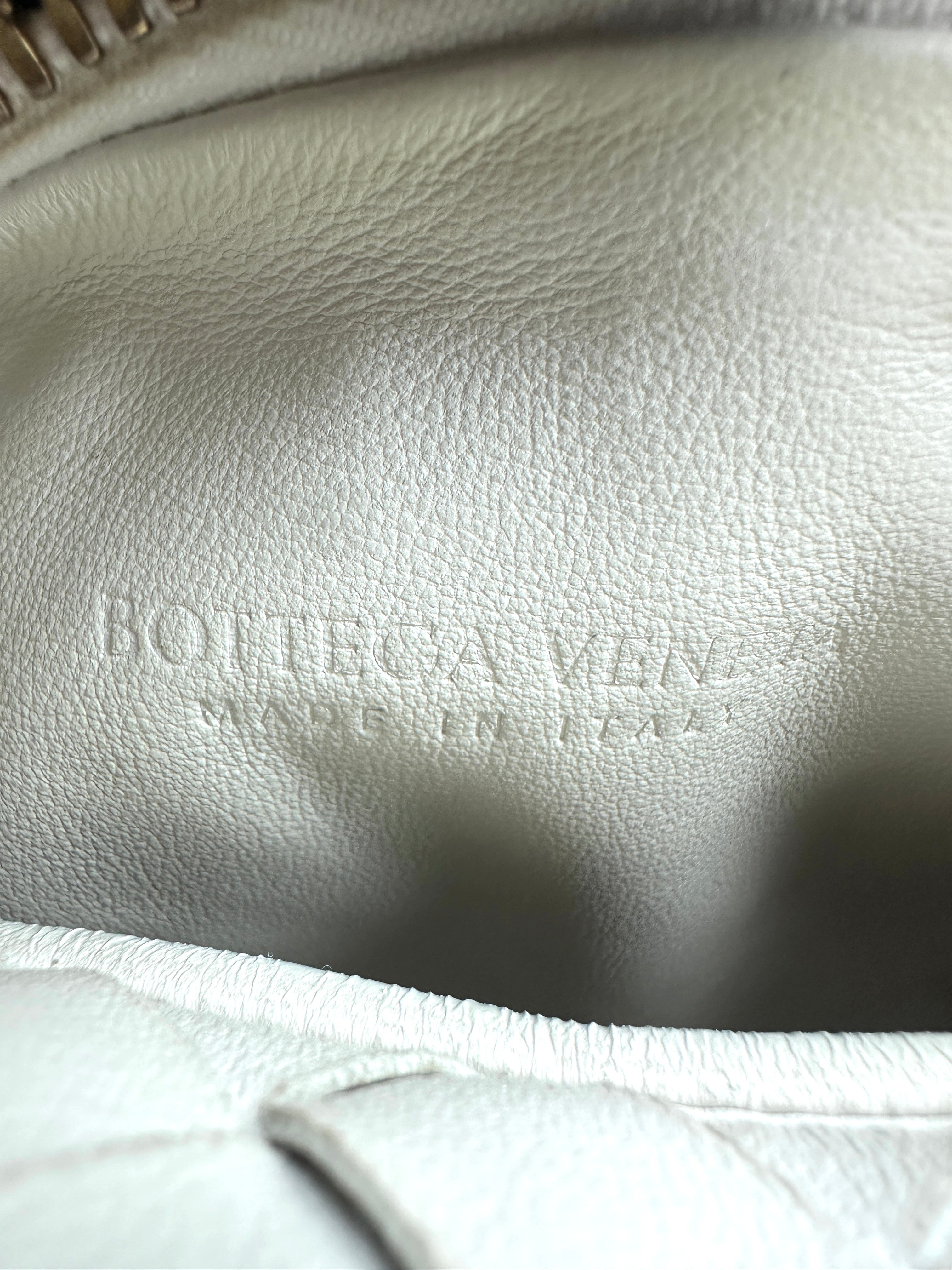 Bottega Veneta Intrecciato Jodie Knot Bag White BV61