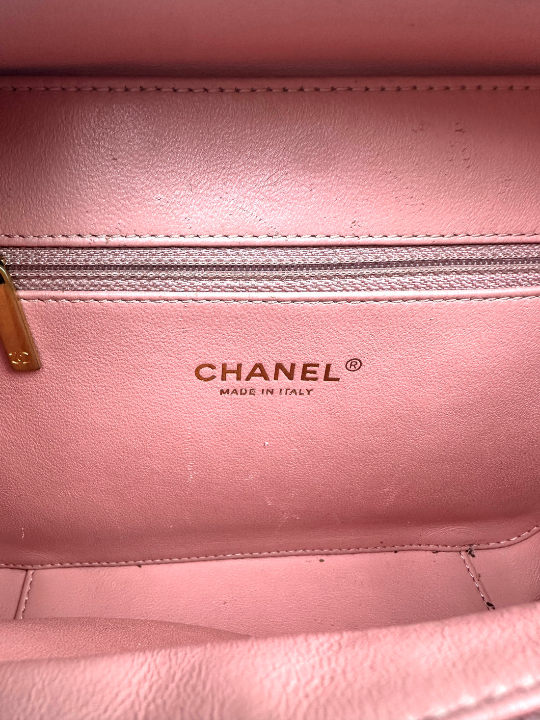 Chanel Tweed and Leather Flligree Vanity Bag Medium Pink (27***75) CC774