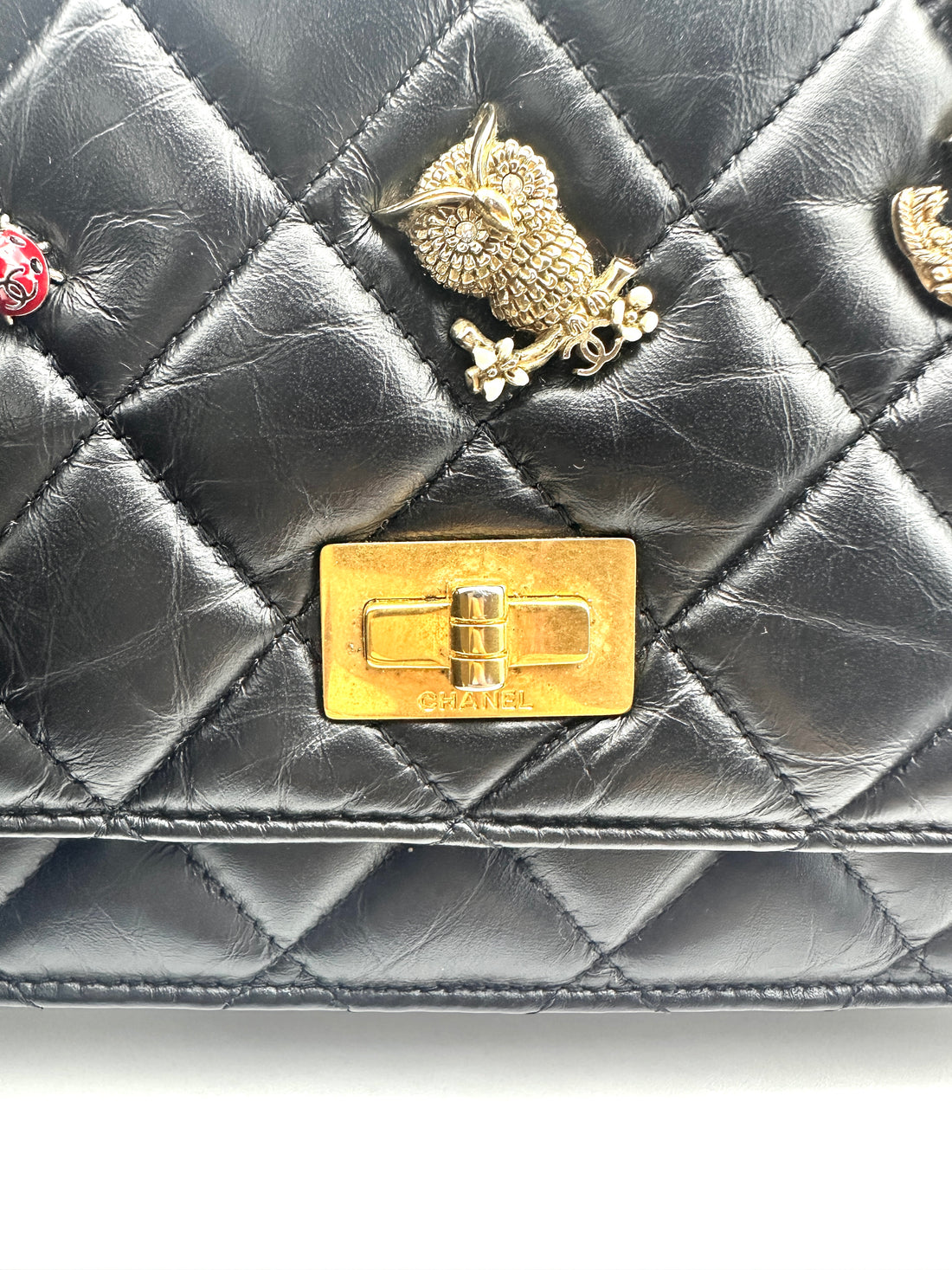Chanel Quilted Lucky Charm Wallet on Chain Black (24***28) CC779