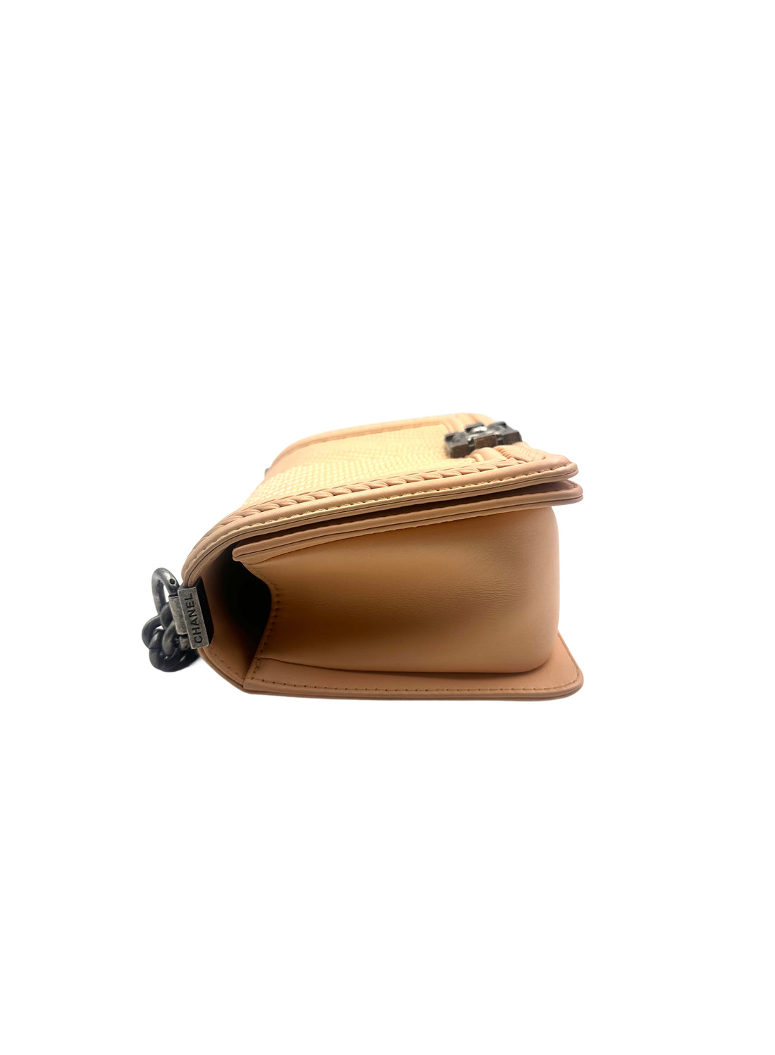 Chanel Chevron Calfskin Boy Flap Bag Beige( (23***40) CC781