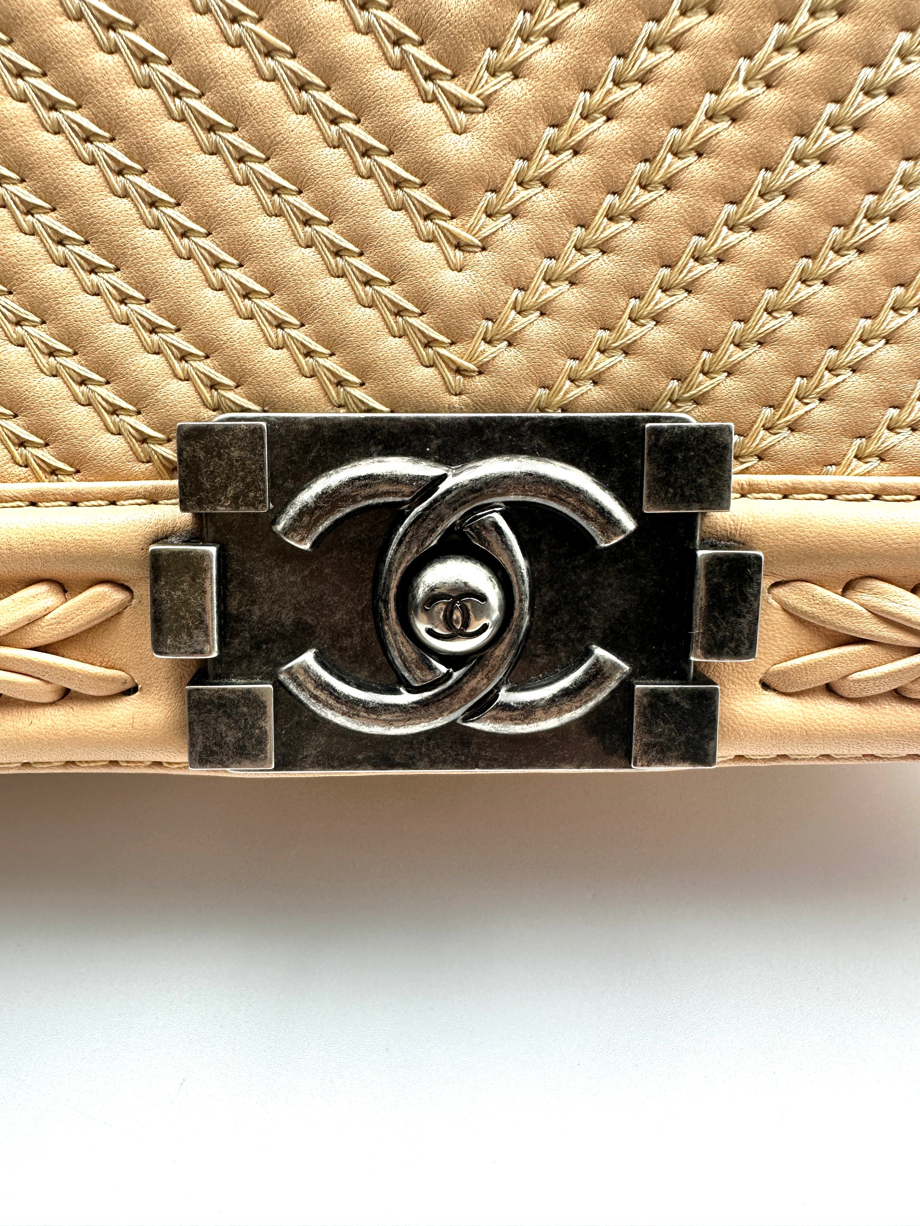 Chanel Chevron Calfskin Boy Flap Bag Beige( (23***40) CC781