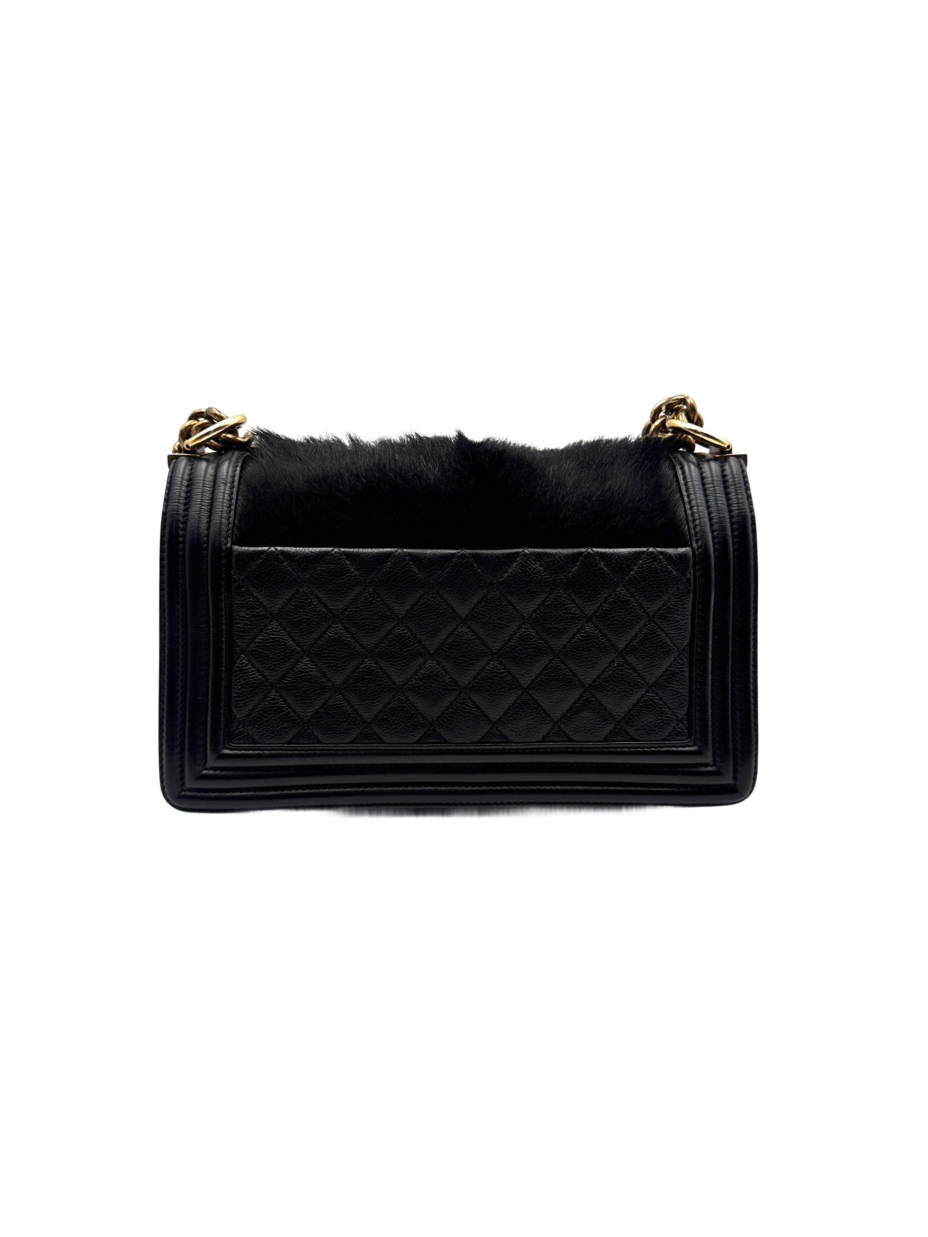 Chanel Rabbit Fur Medium Boy Black (21***60) CC775