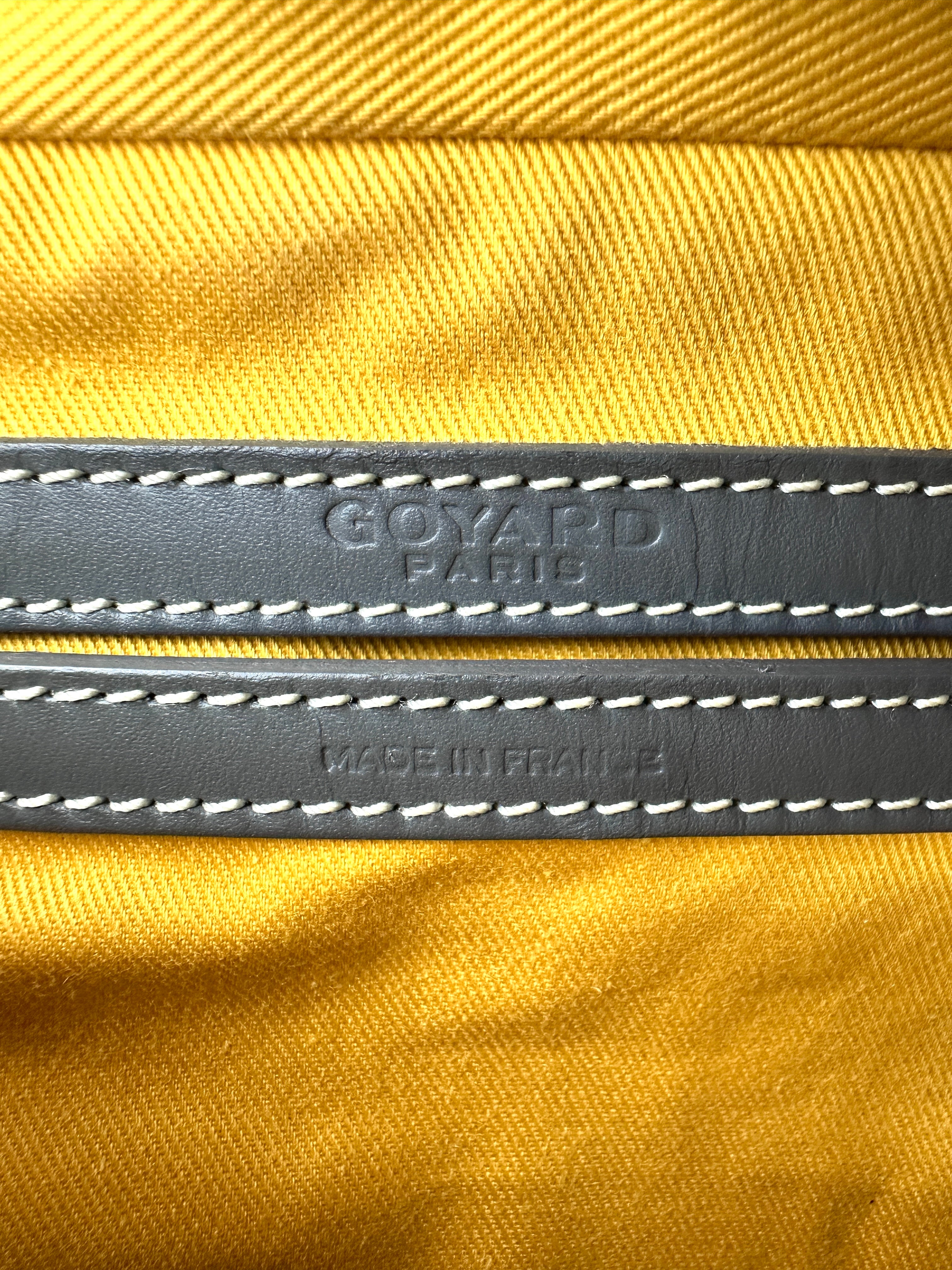 Goyard Goyardine canvas Cap-Vert PM bag grey GR22