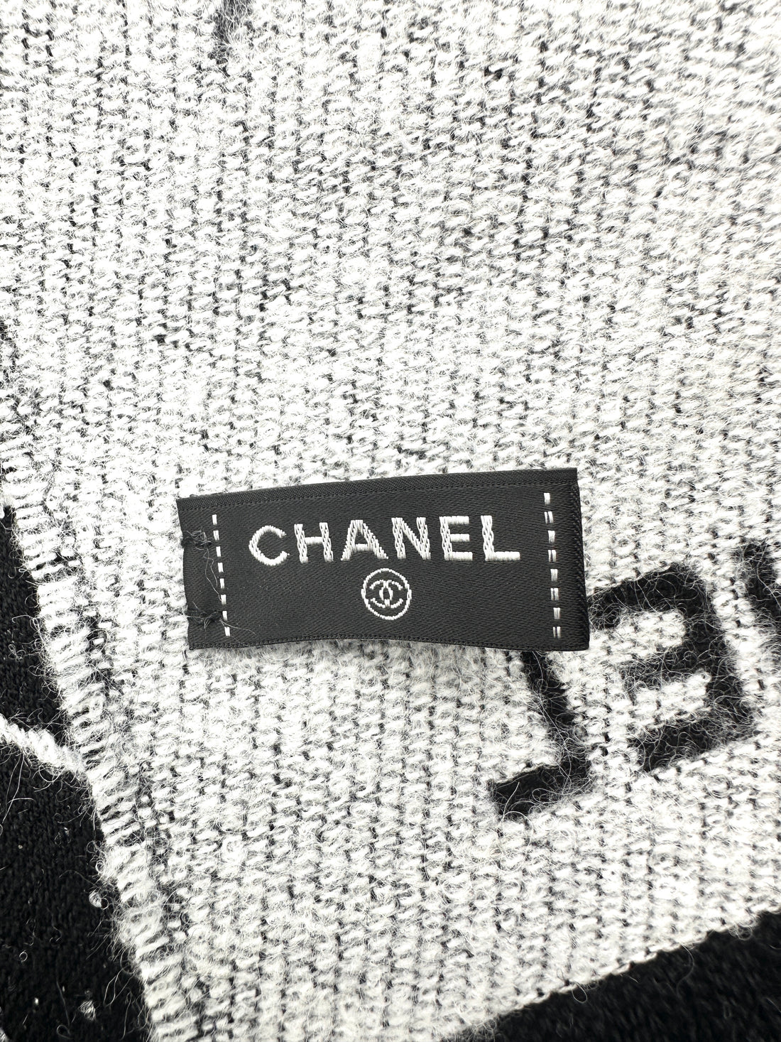 Chanel Wool Scarf  Black White Stole 2025 New Style CCS01
