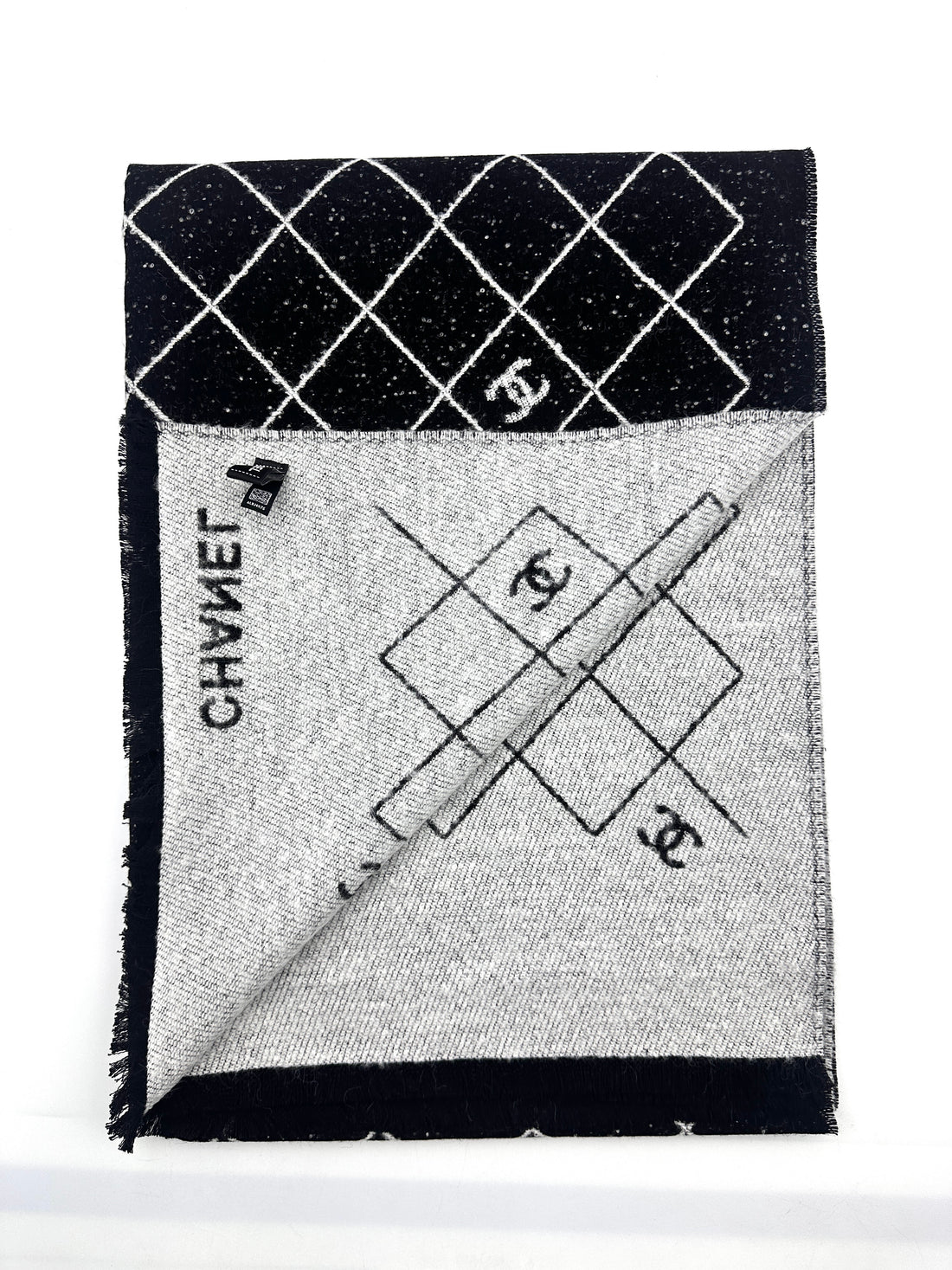 Chanel Wool Scarf  Black White Stole 2025 New Style CCS01