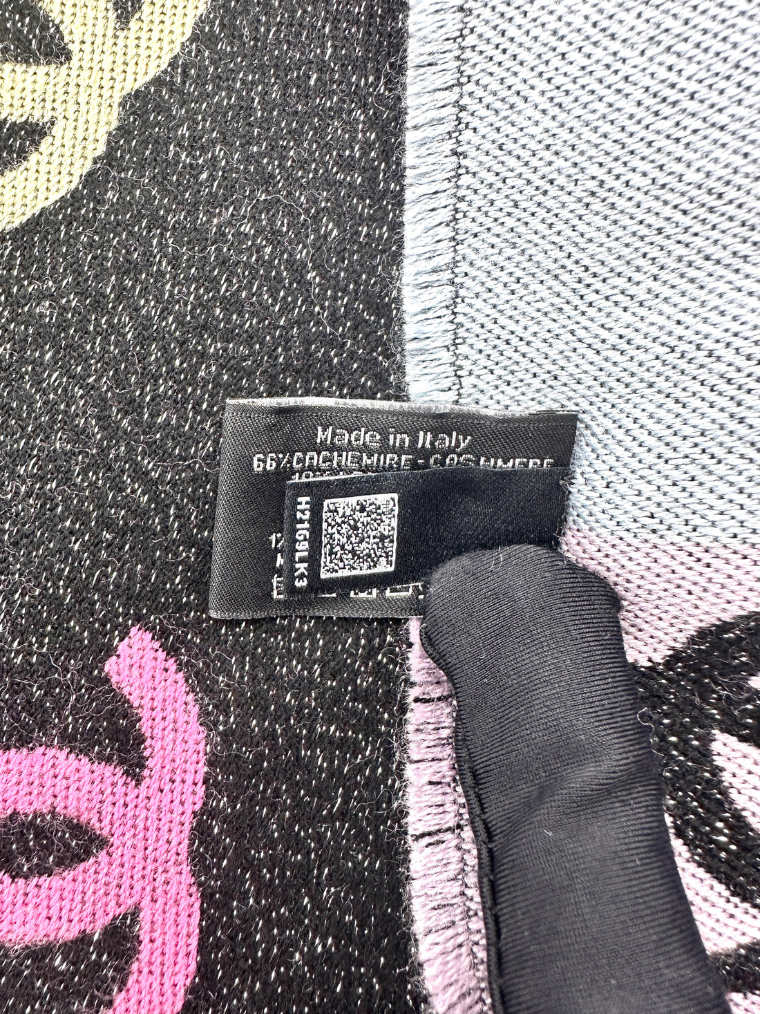 Chanel Rainbow Shiny Multicolor CC Logo Cashmere Wool Scarf  2024 Style CCS02