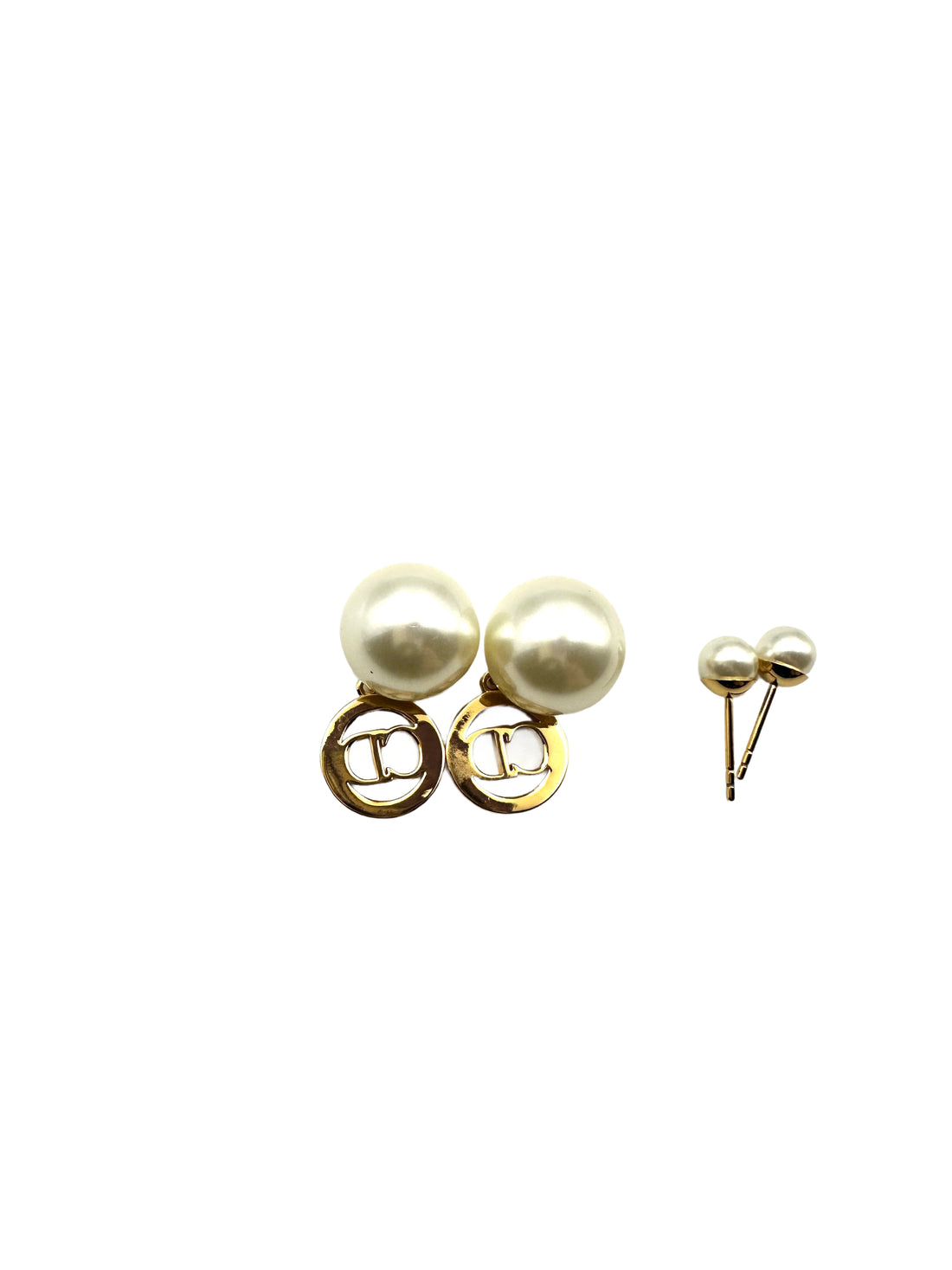 Dior Pearl Earrings with CD Logo DOJE07