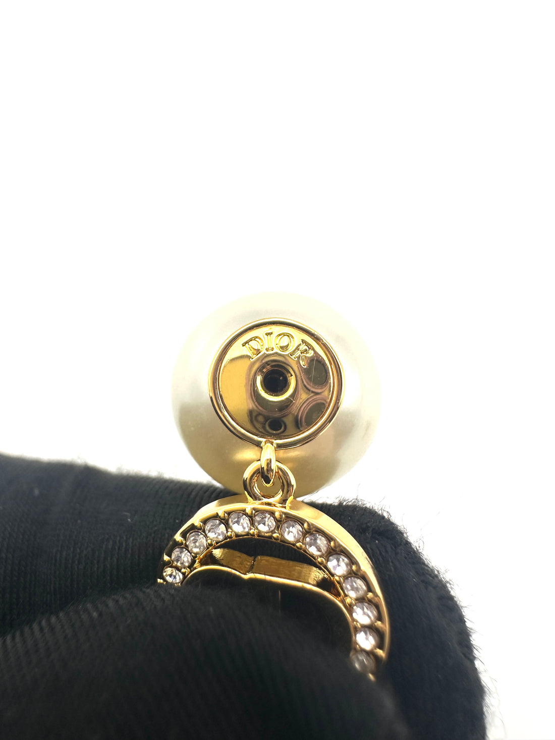 Dior Pearl Earrings with CD Logo DOJE07