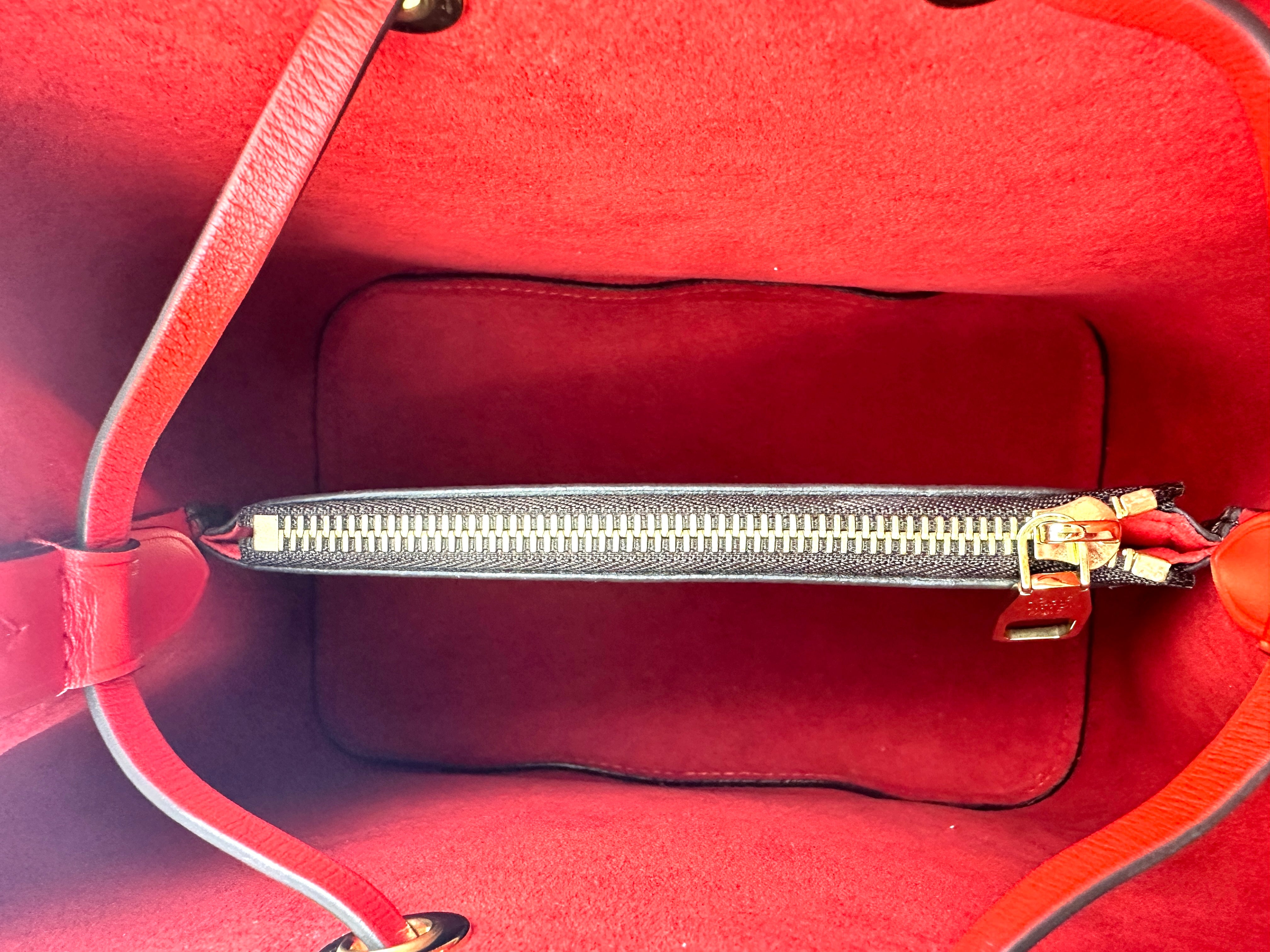 Louis Vuitton Neo Noé Monogram Red Bucket Bag LV1394