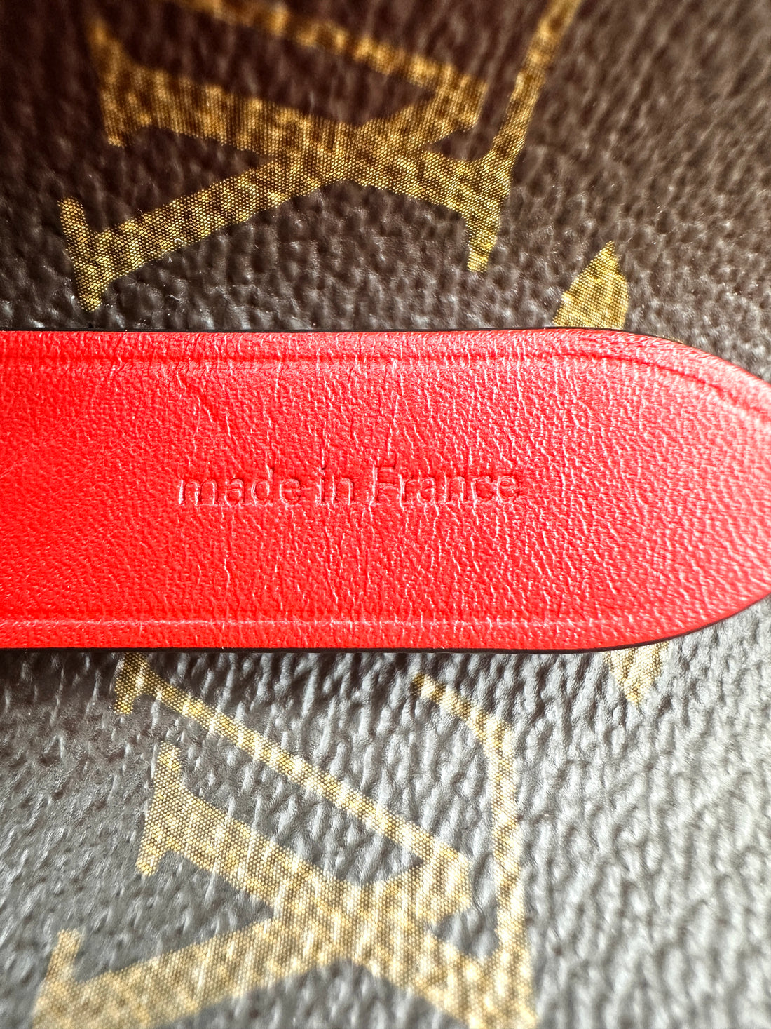 Louis Vuitton Neo Noé Monogram Red Bucket Bag LV1394