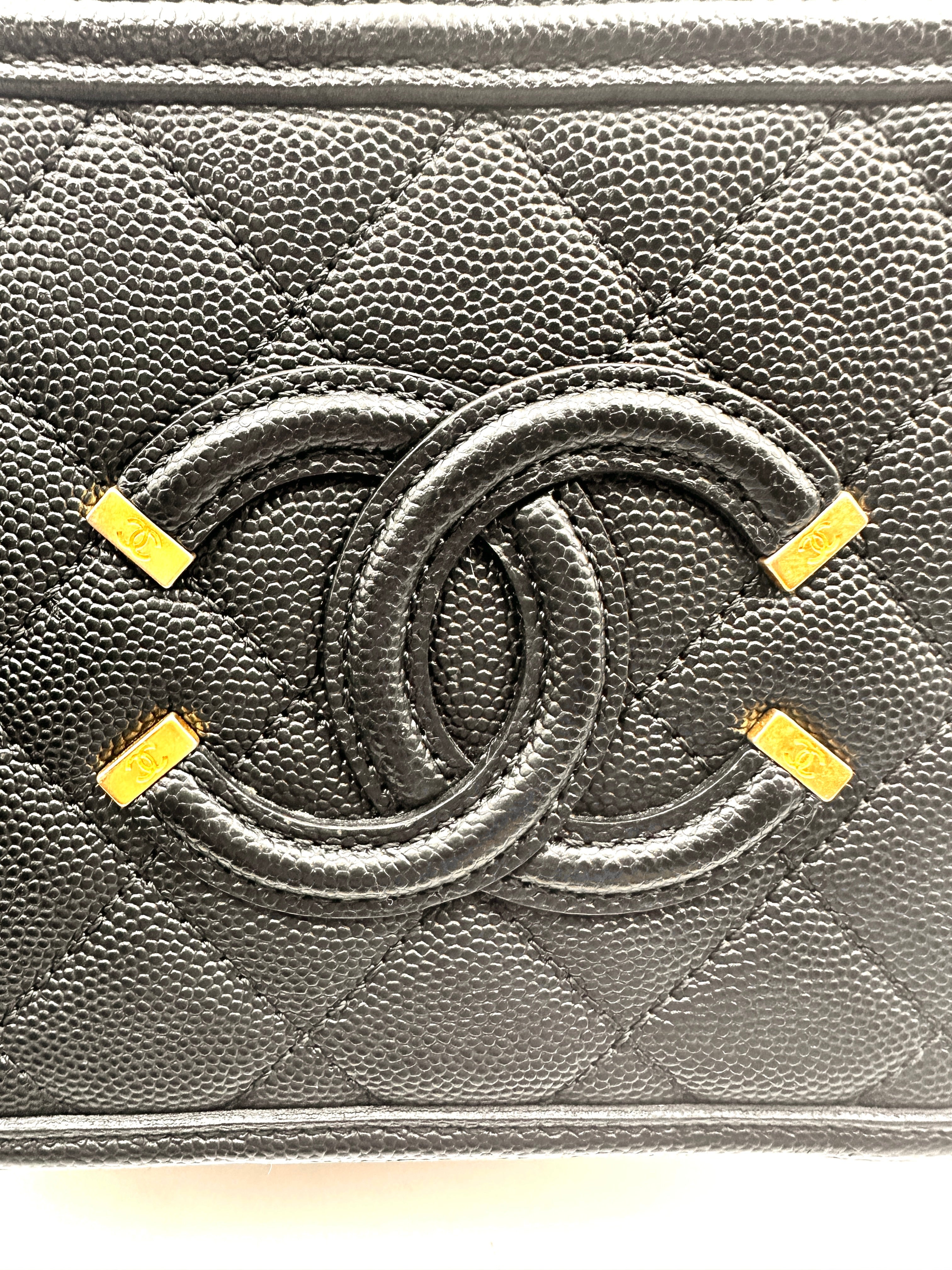 Chanel Vanity Case Small Size Lychee-Pattern Camera Bag Black Gold  (28***64) CC900