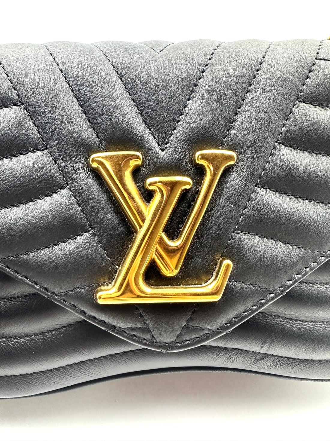 Louis Vuitton/LV NewWave Medium Hip Bag LV1402