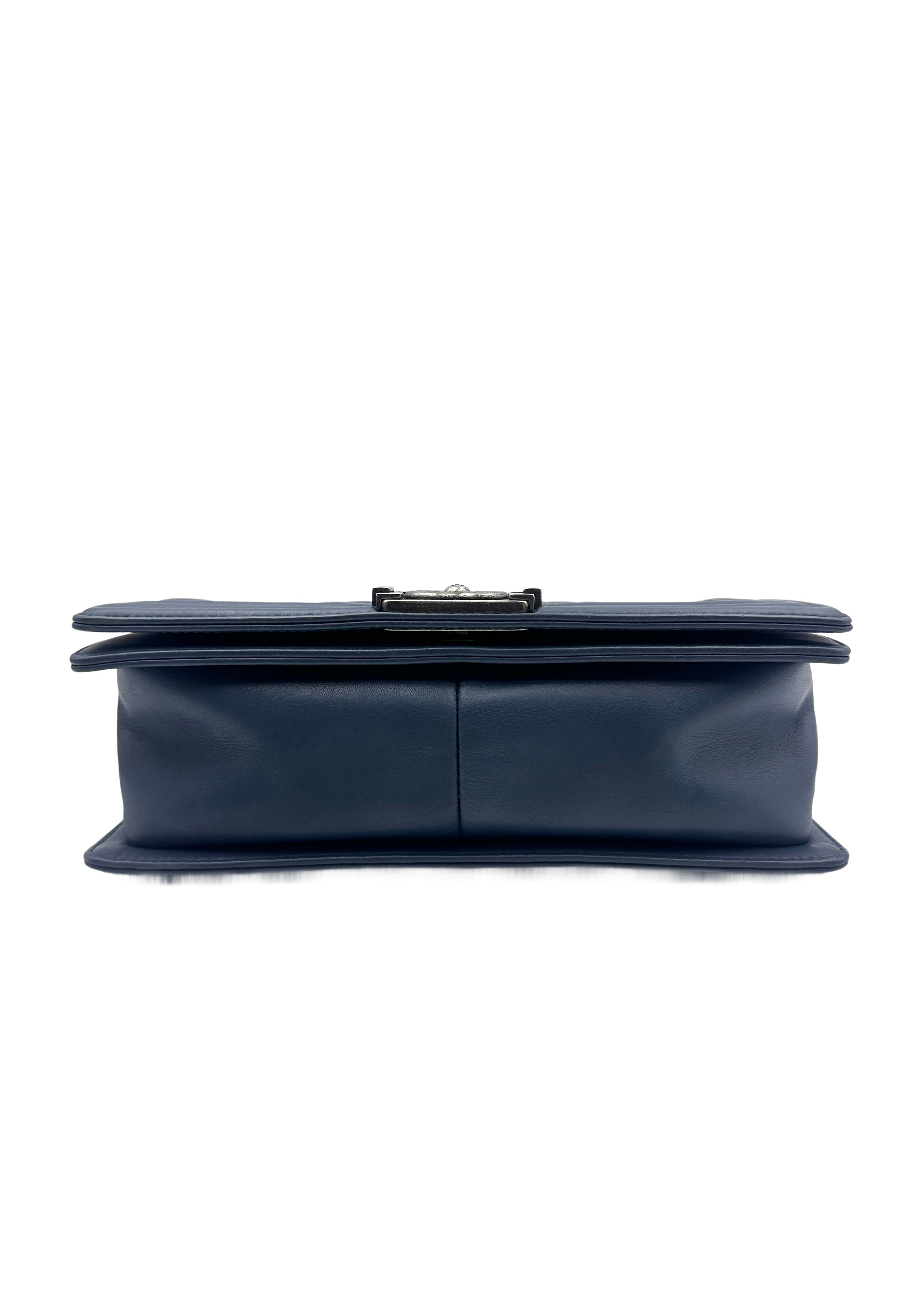 Chanel Leboy Bag with Antique-Finished Silver Buckle Blue Color (26***94) CC902