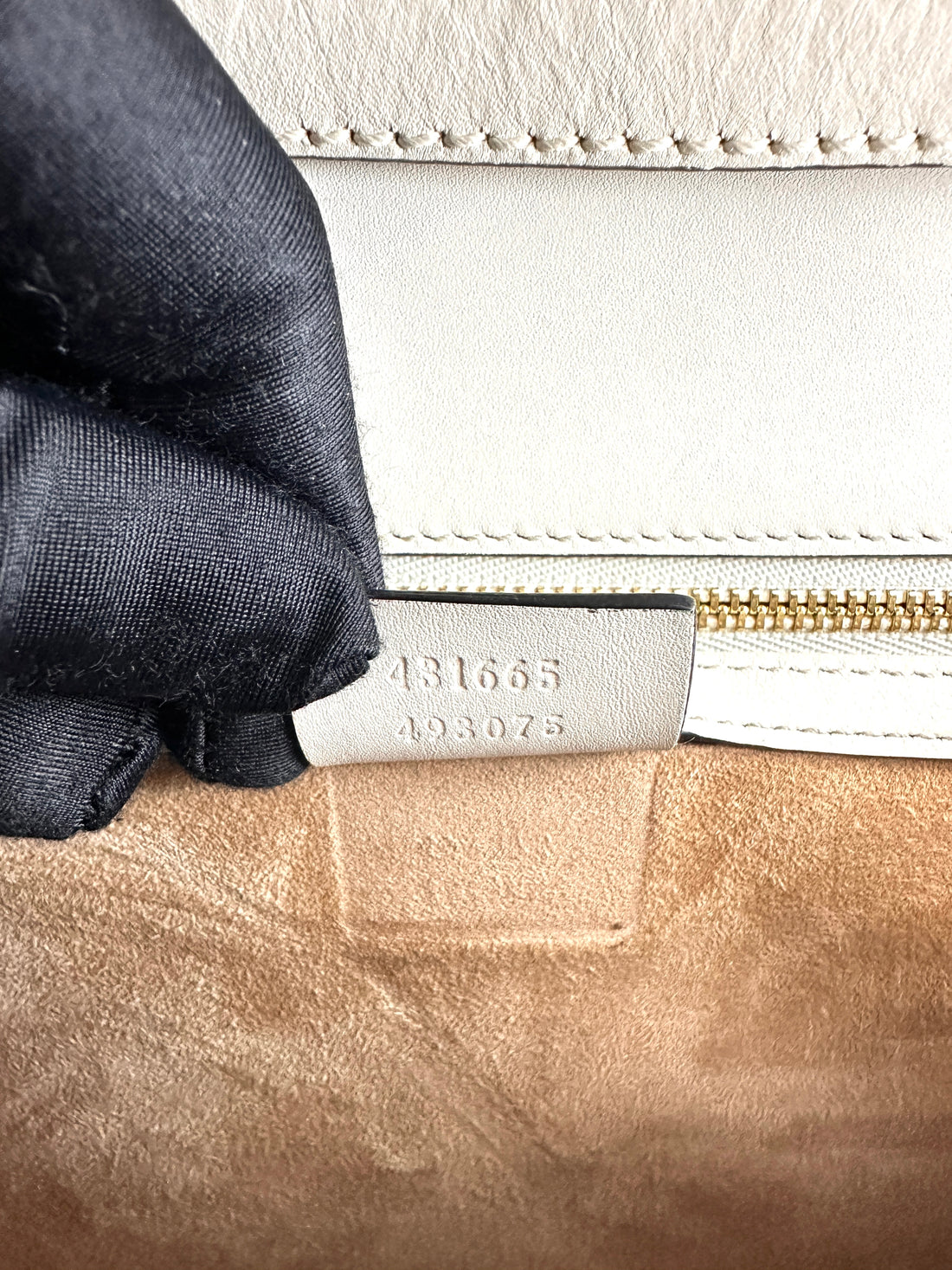 Gucci White Full-Leather Large Sylvie Shoulder/Crossbody Bag GG608