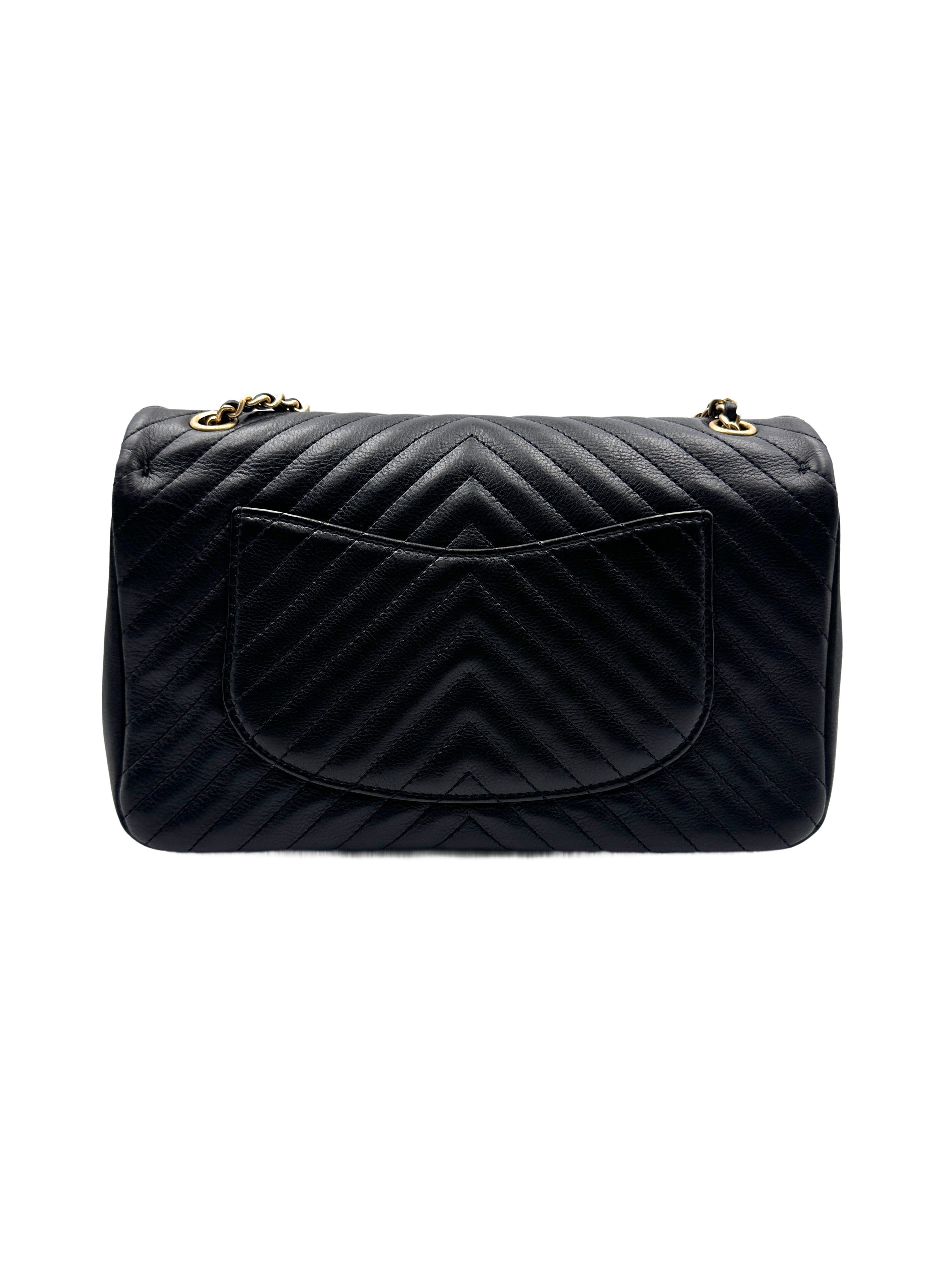 Chanel Classic Flap (CF) Shoulder/Crossbody Bag  Black(25***25) CC908