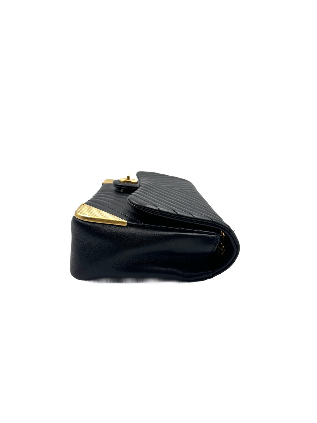 Chanel Classic Flap (CF) Shoulder/Crossbody Bag  Black(25***25) CC908