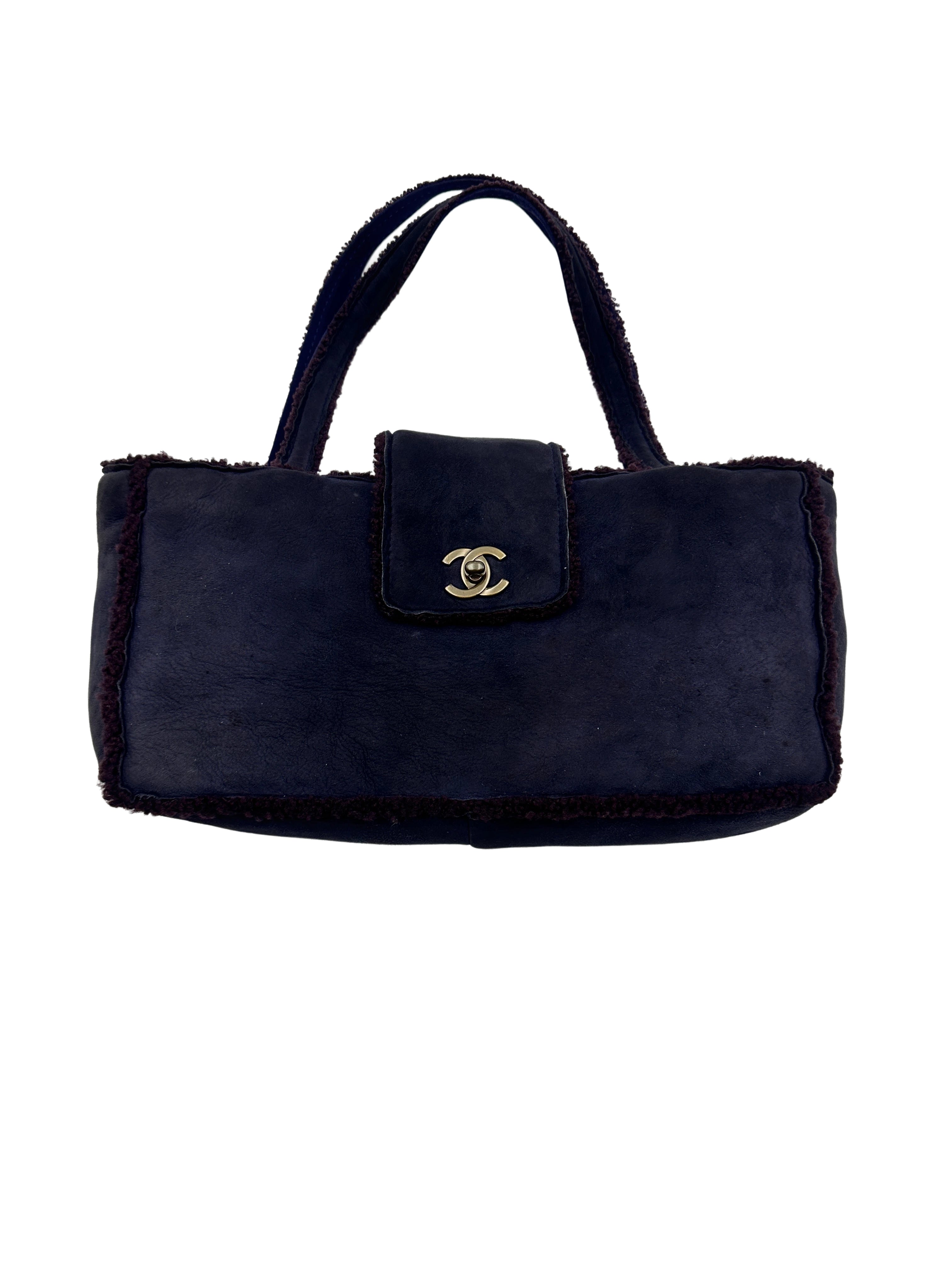 Chanel Suede and Shearling Teddy Baguette Shoulder Bag Dark Blue(54***60) CC914