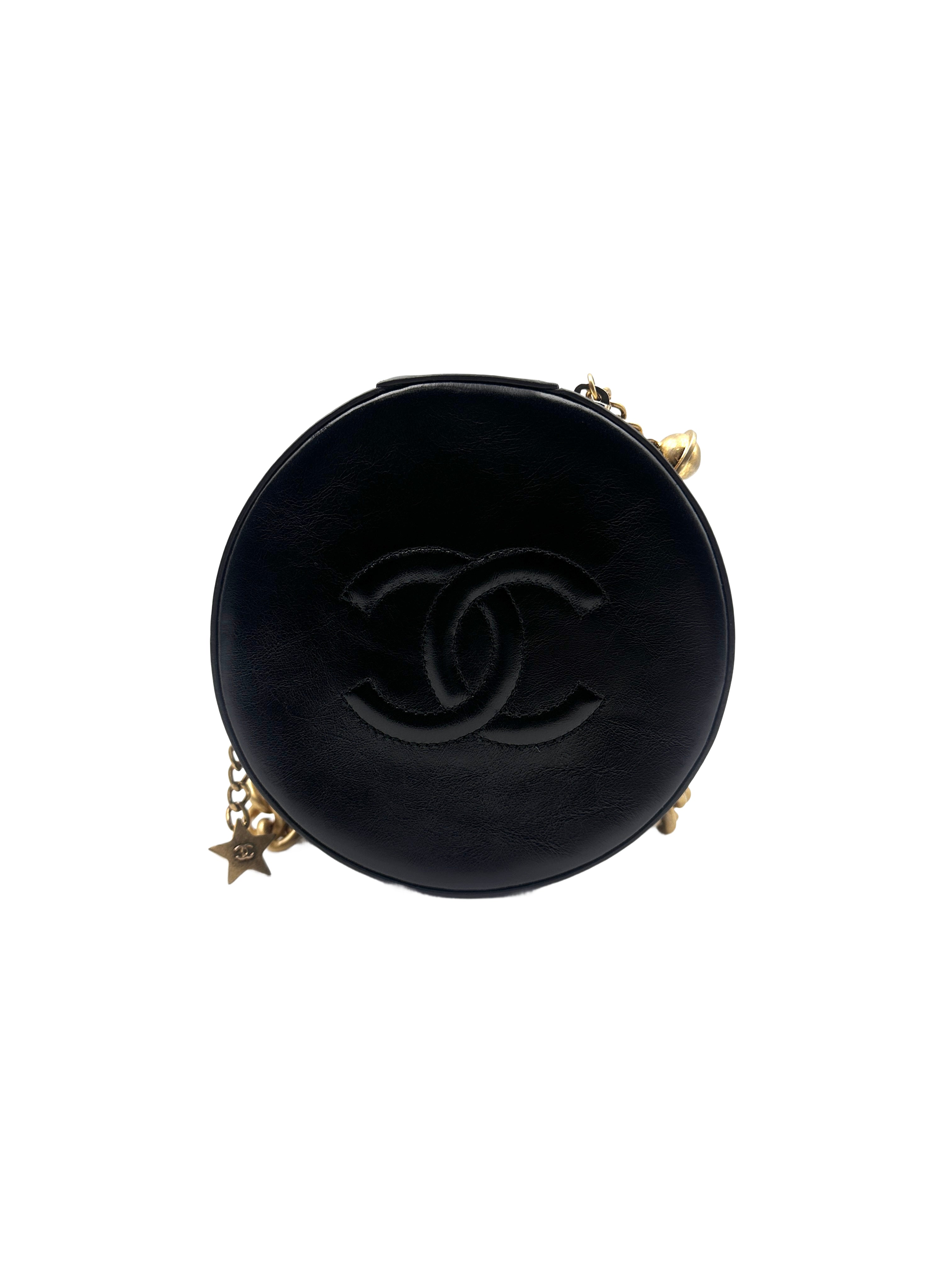 Chanel Waxed Cowhide Star Moon Pendant Round Disc Handbag Black Gold (25***12) CC921