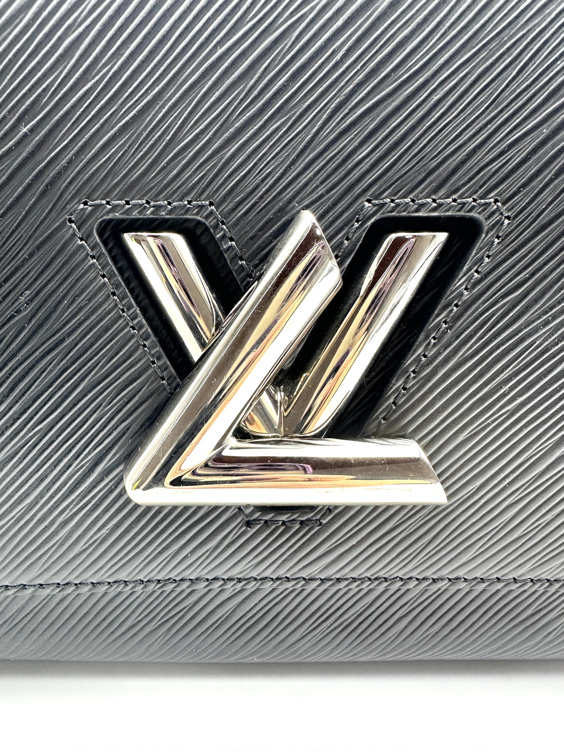 LV Wavy Pattern Medium Twist Chain Bag in Black LV1417