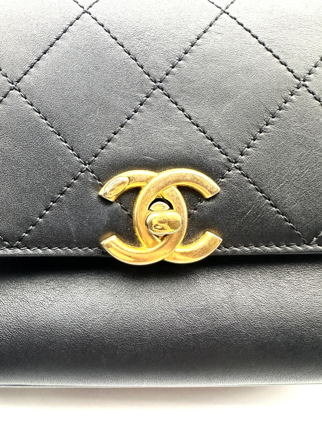 Chanel Square Pouch Leather Tote/Crossbody Bag - Cuban Metropolis Black Gold (26***91) CC922