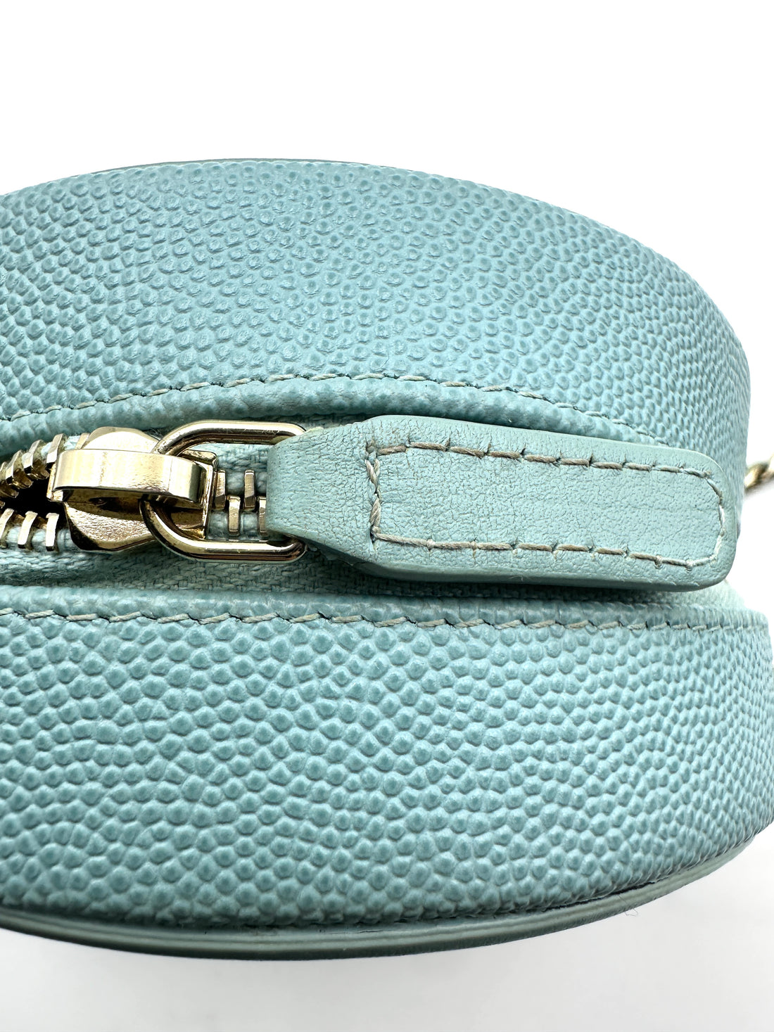 Chanel Lychee Calfskin Double C Logo Mini Round Pouch in Tiffany Blue(29***79) CC932