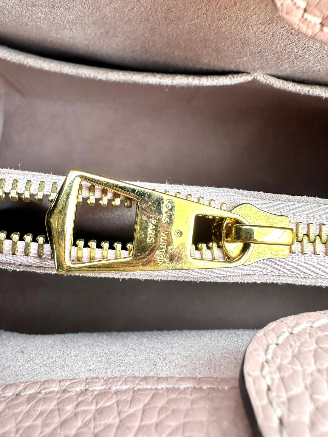 Louis Vuitton Brittany Normandy Check Handbag  Pink LV1422