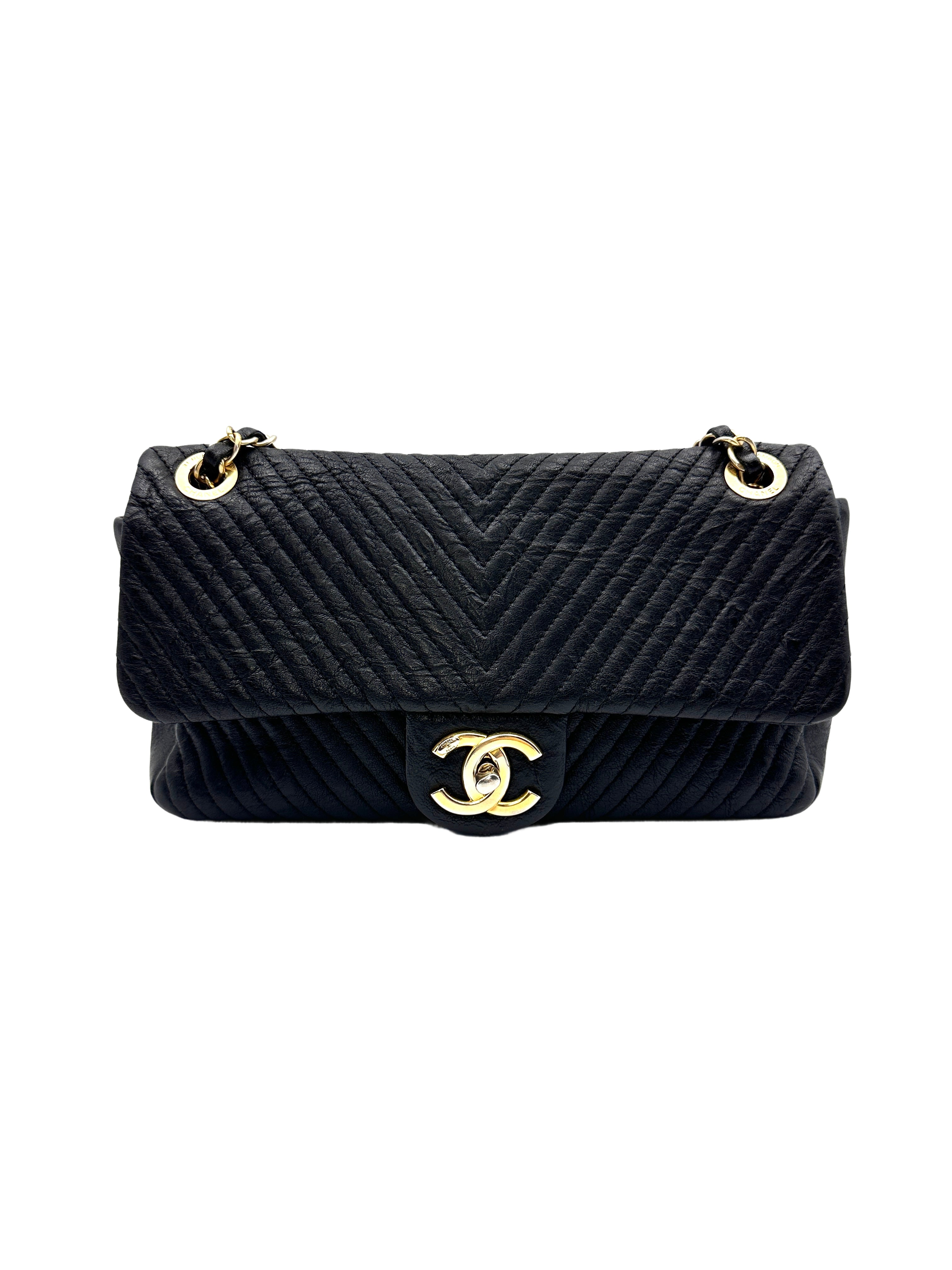 Chanel Chevron Lambskin Flap Bag Black(21***07) CC938