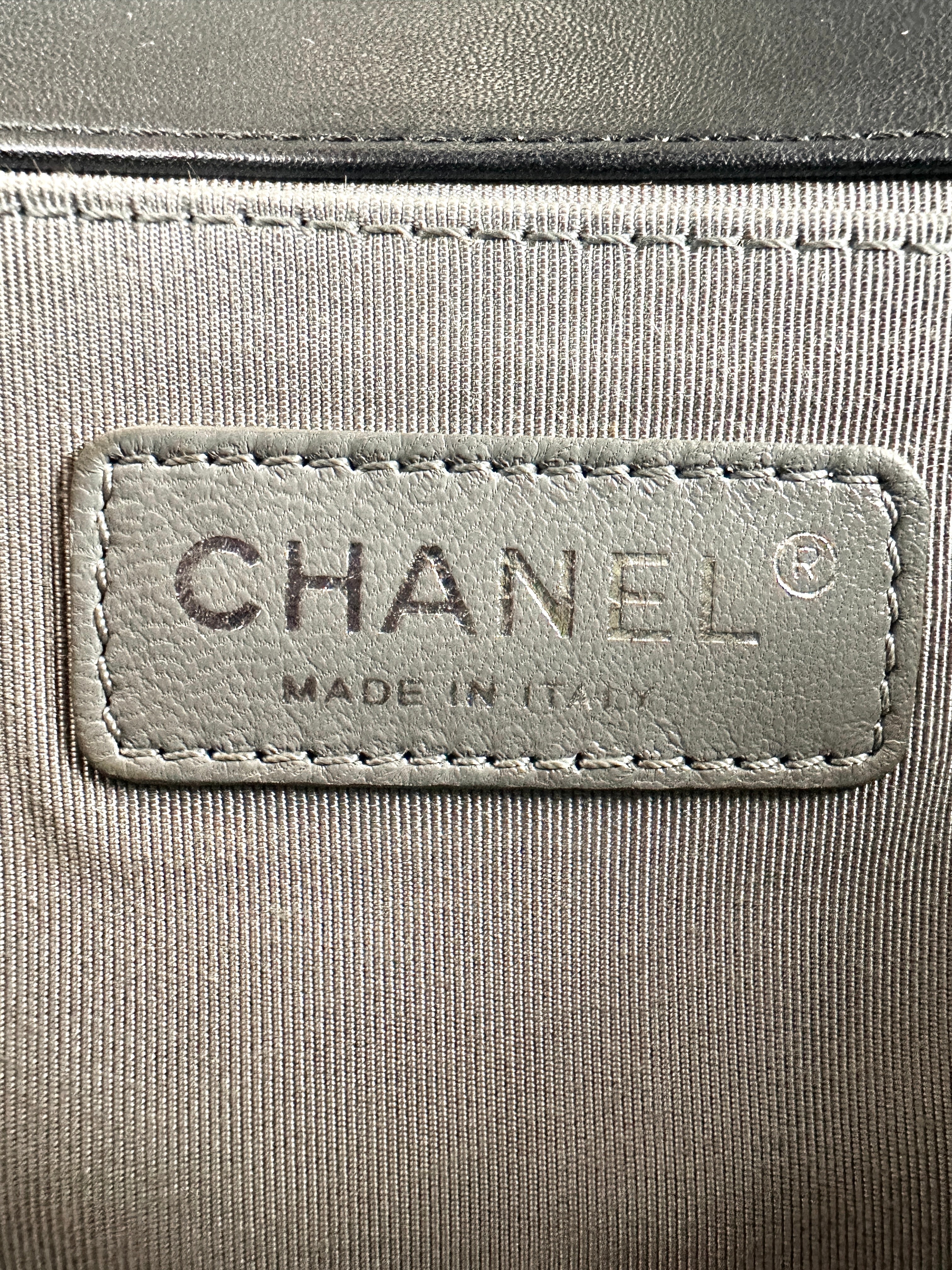 Chanel LeBoy Quilted Black Handbag with Antique Silver Buckle(17***14) CC950