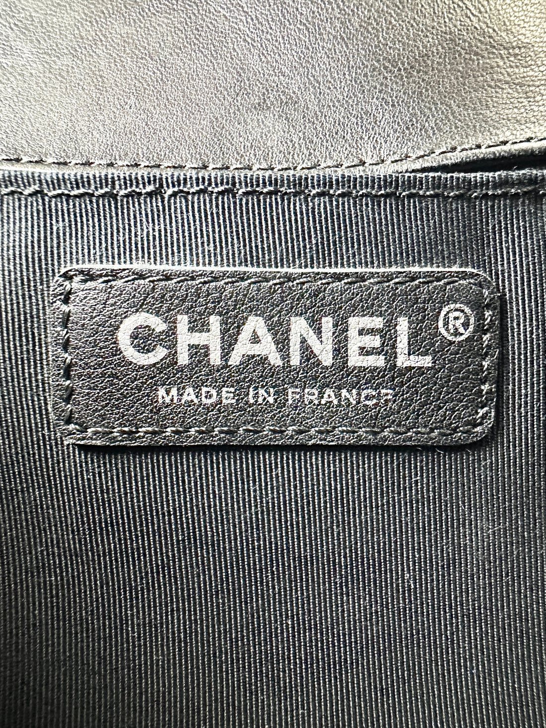 Chanel Limited Edition Small Quilted V-Stitch Black Lambskin LeBoy Bag(21***52) CC1006