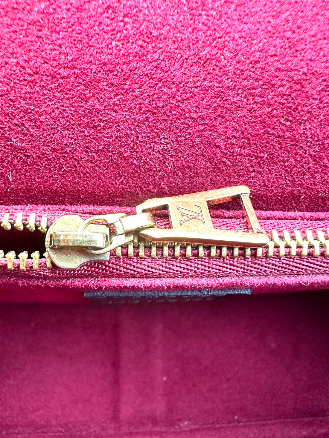 Louis Vuitton Classic Monogram Passy Shoulder Bag with Chain Strap Brown LV1437