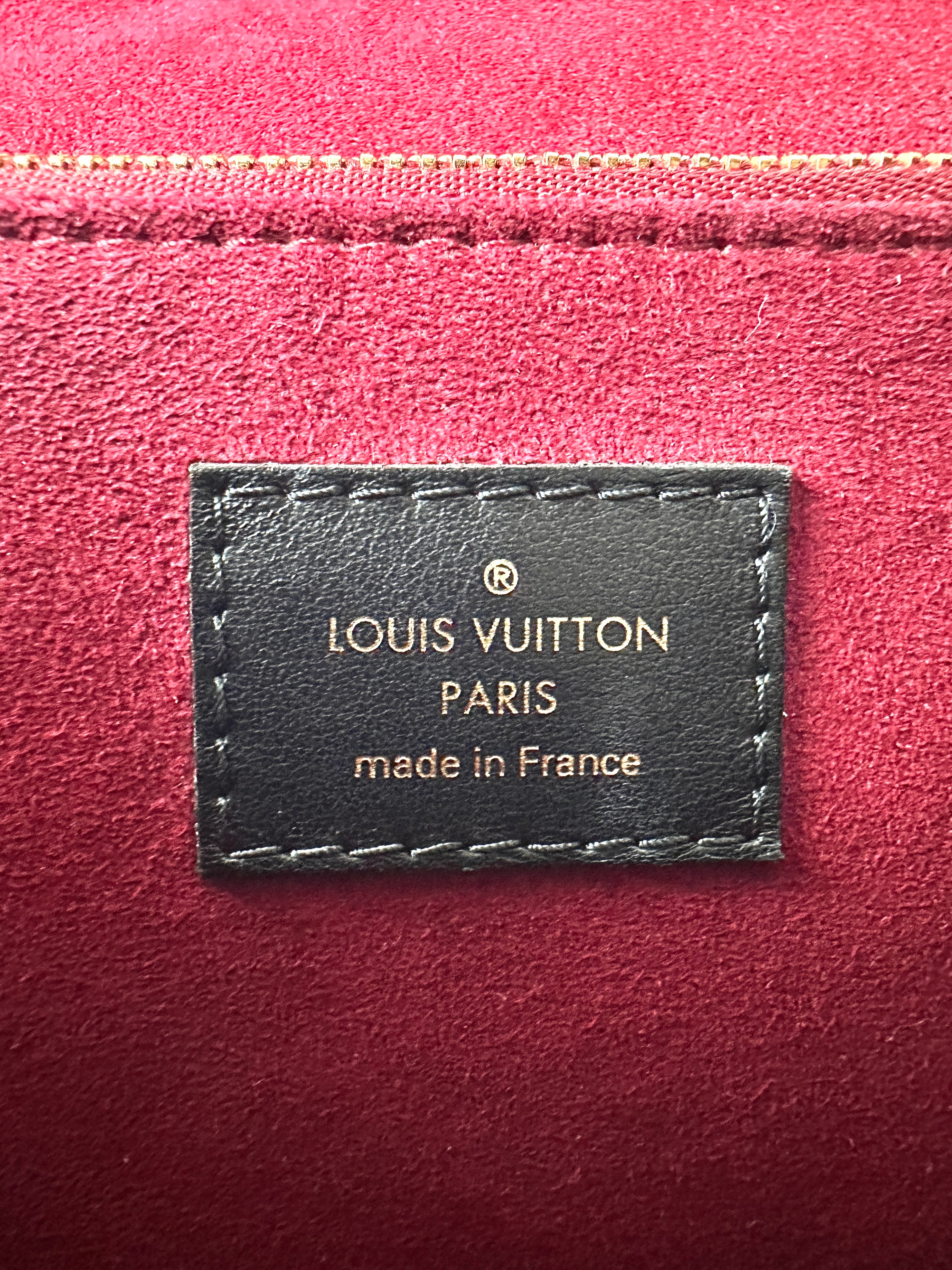 Louis Vuitton Classic Monogram Passy Shoulder Bag with Chain Strap Brown LV1437
