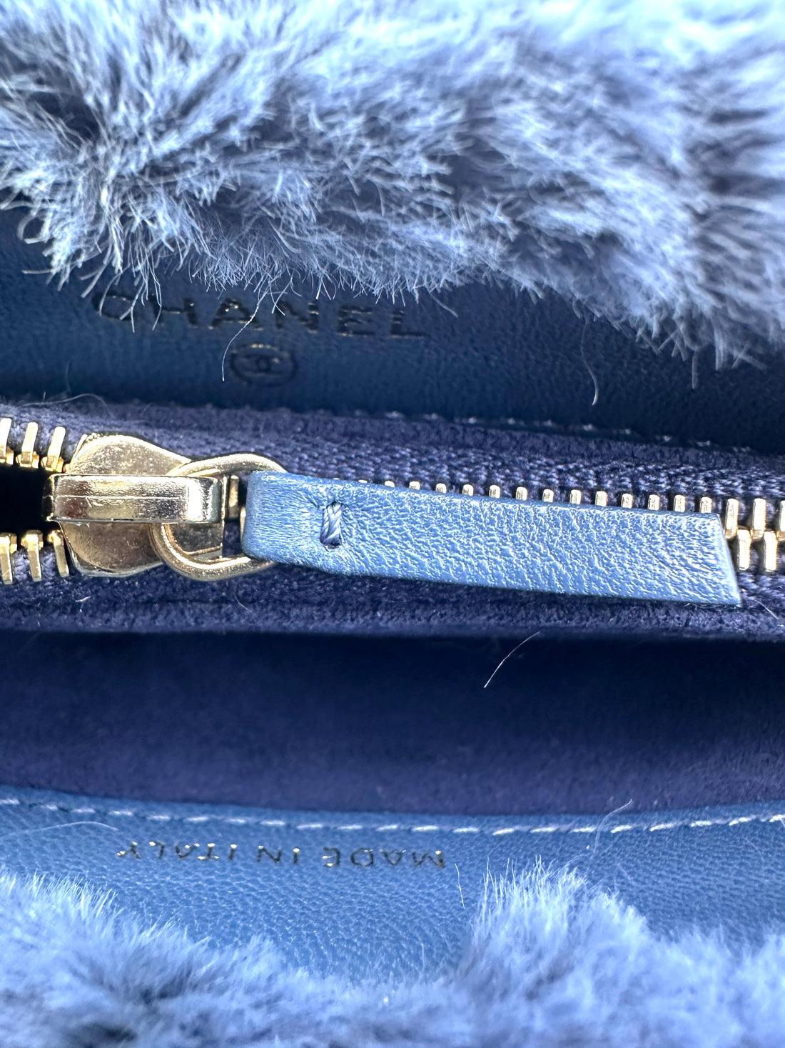 Chanel Shearling Pouch Blue Bag(22***21) CC1029
