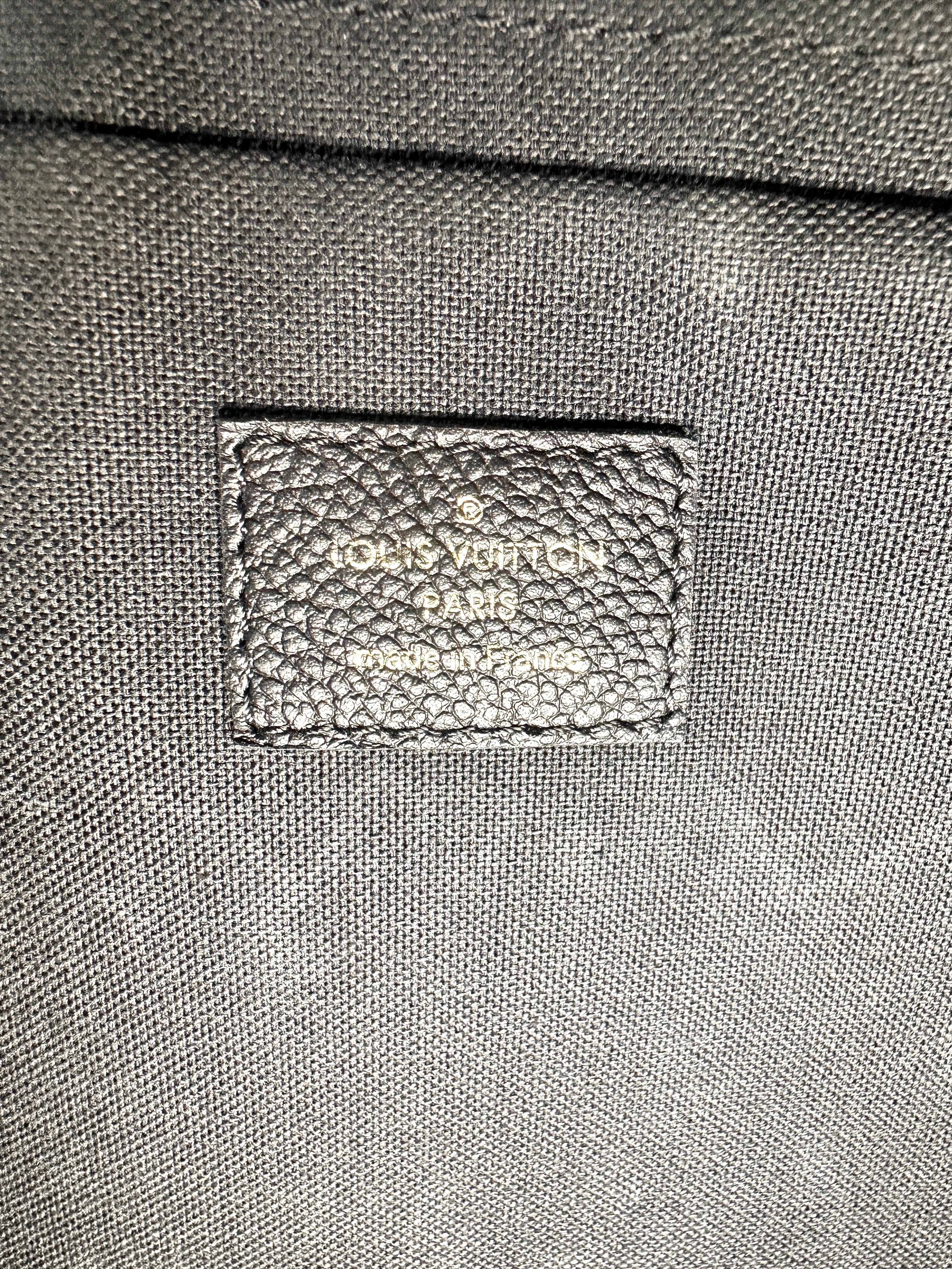 Louis Vuitton Voseges Handbag, Black LV1456