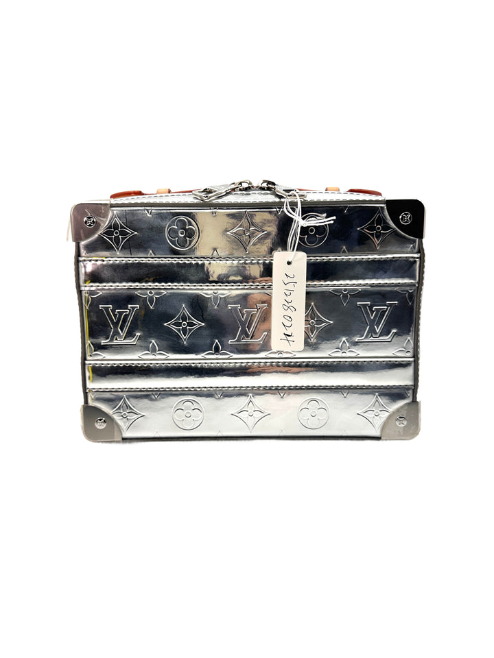 Louis Vuitton  Monogram Mirror Handle Soft Trunk M45885 Bag LV1530