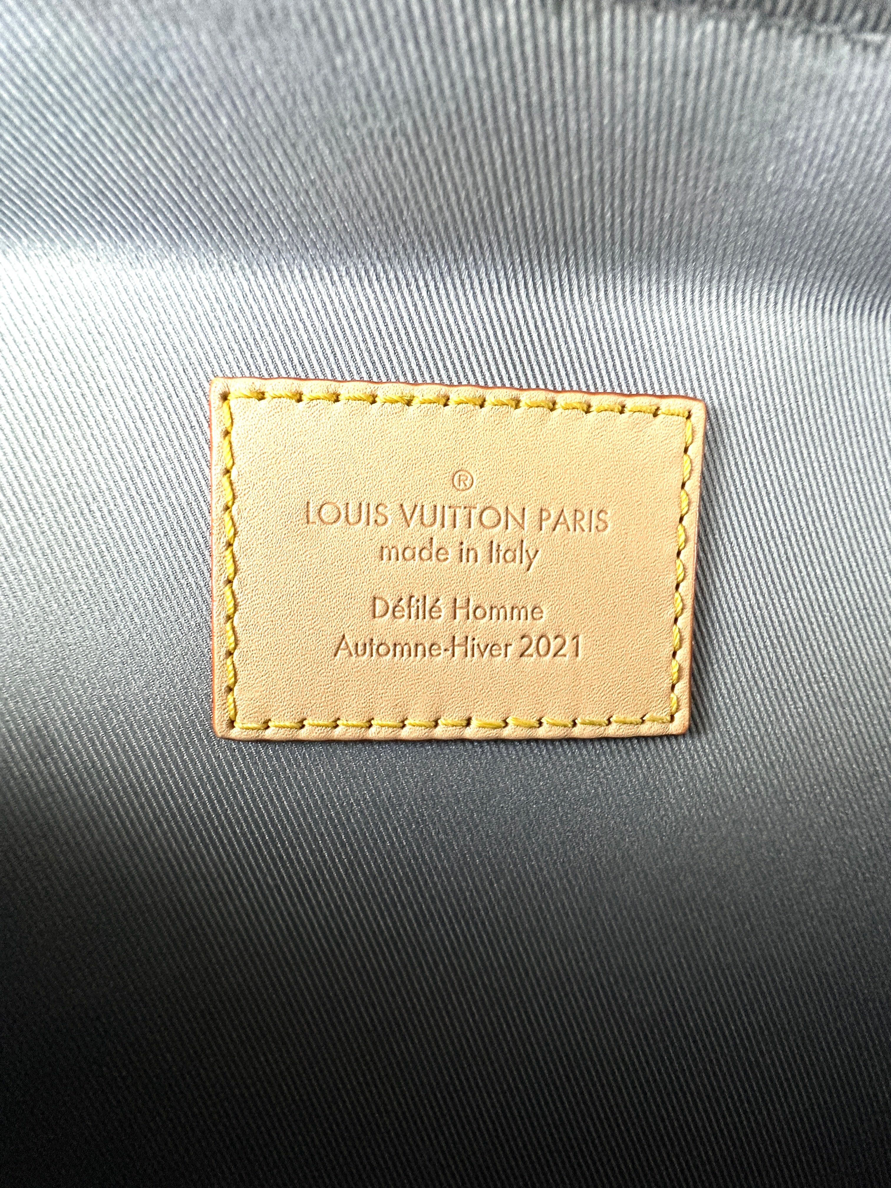 Louis Vuitton  Monogram Mirror Handle Soft Trunk M45885 Bag LV1530