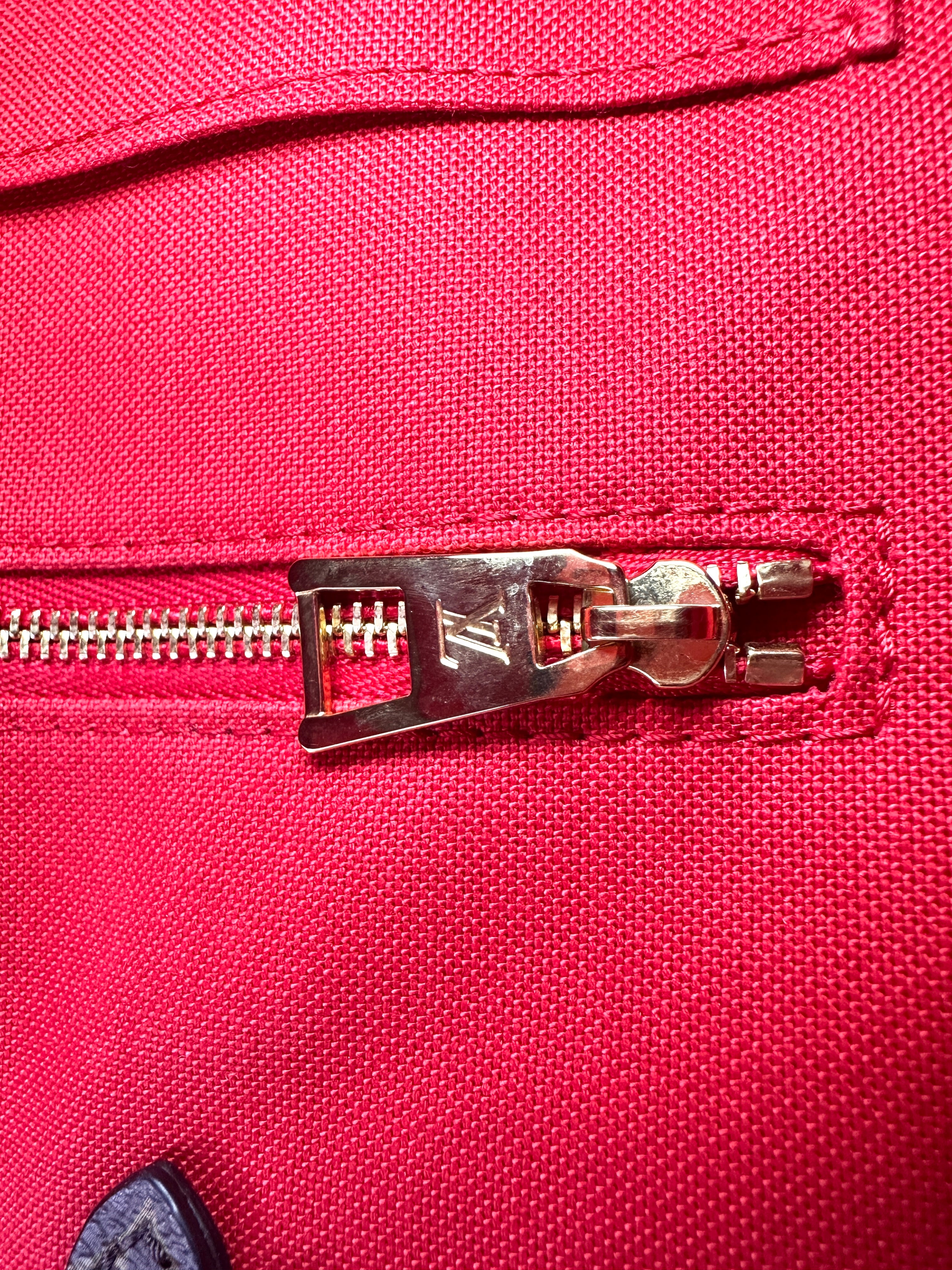 Louis Vuitton OnTheGo Monogram Giant Tote Bag LV1539