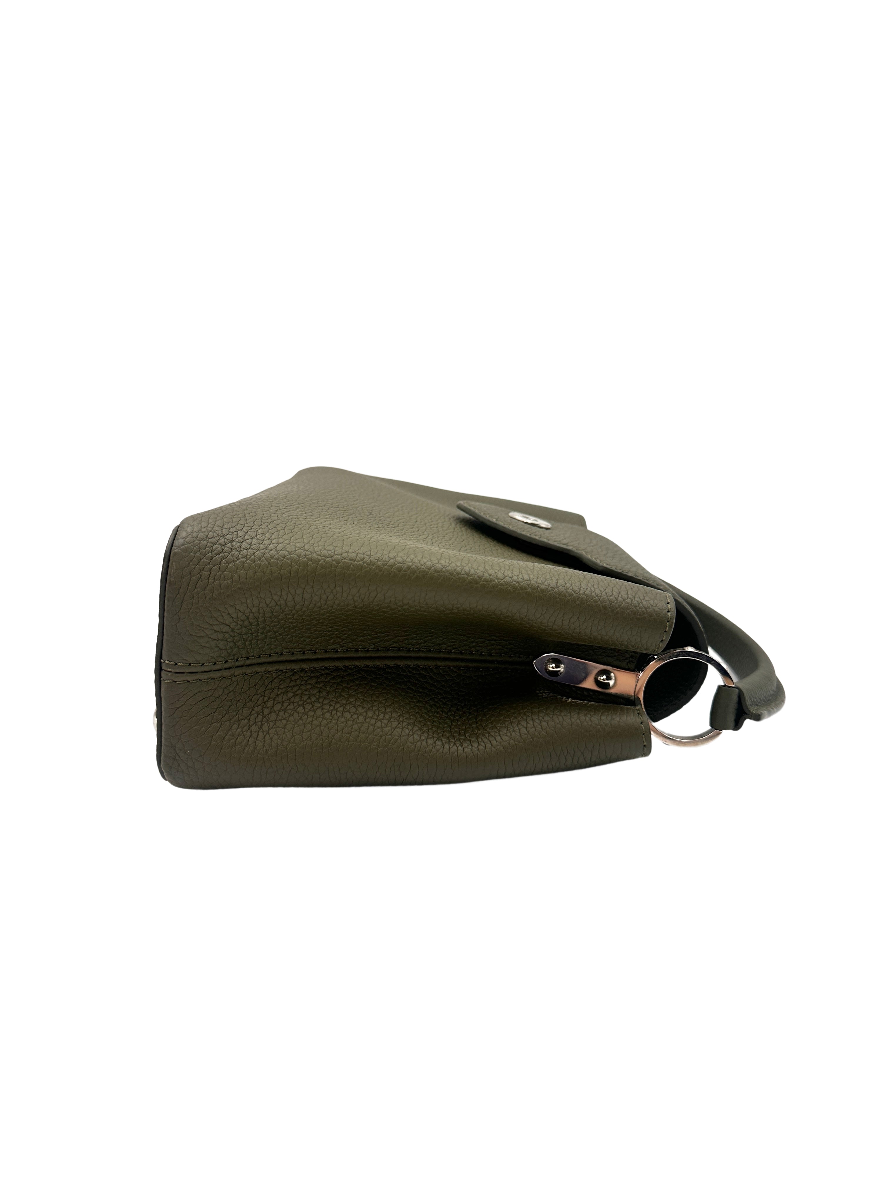 Louis Vuitton  Capucines Taurillon Olive Green MM Bag G016