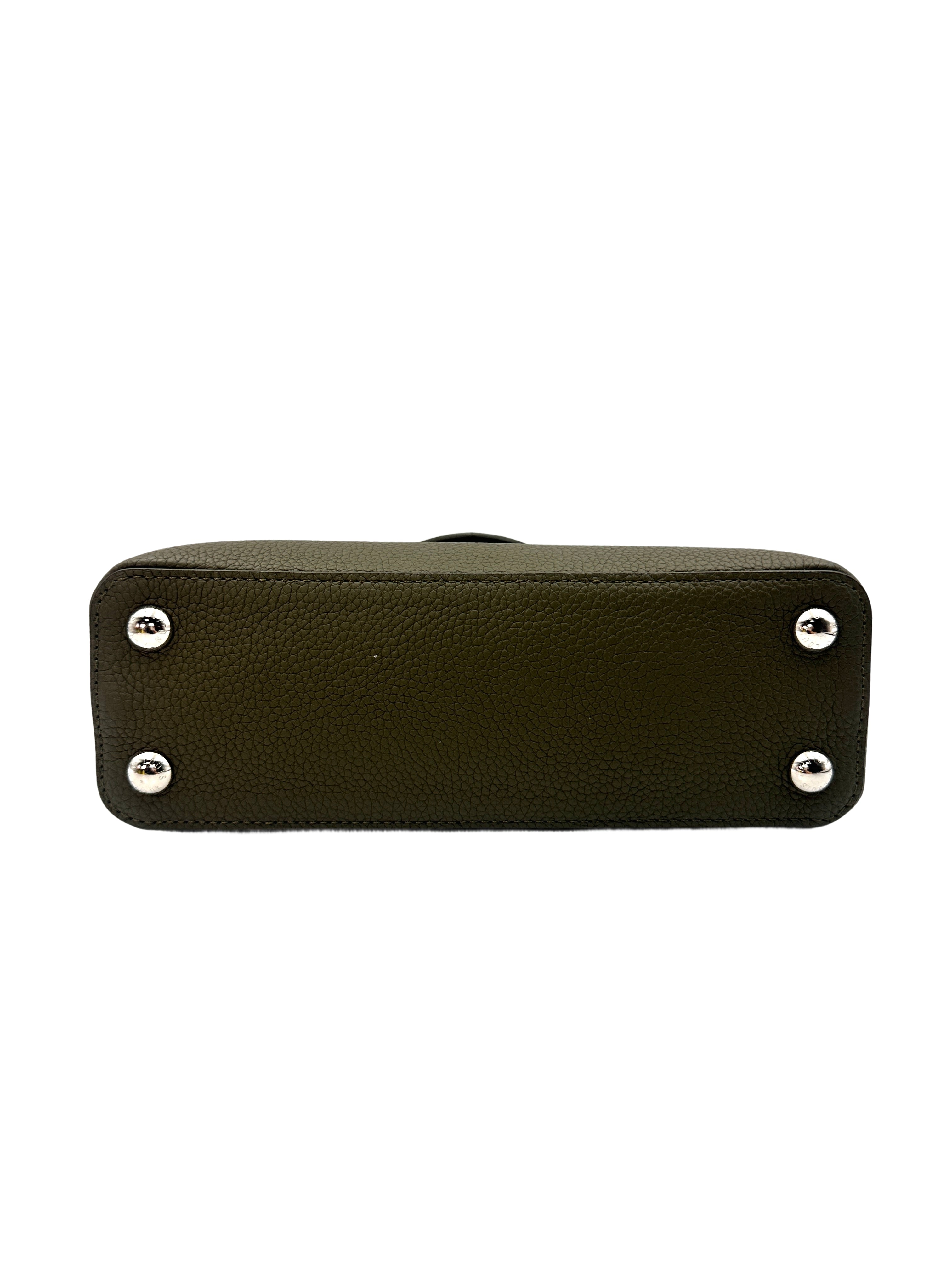 Louis Vuitton  Capucines Taurillon Olive Green MM Bag G016