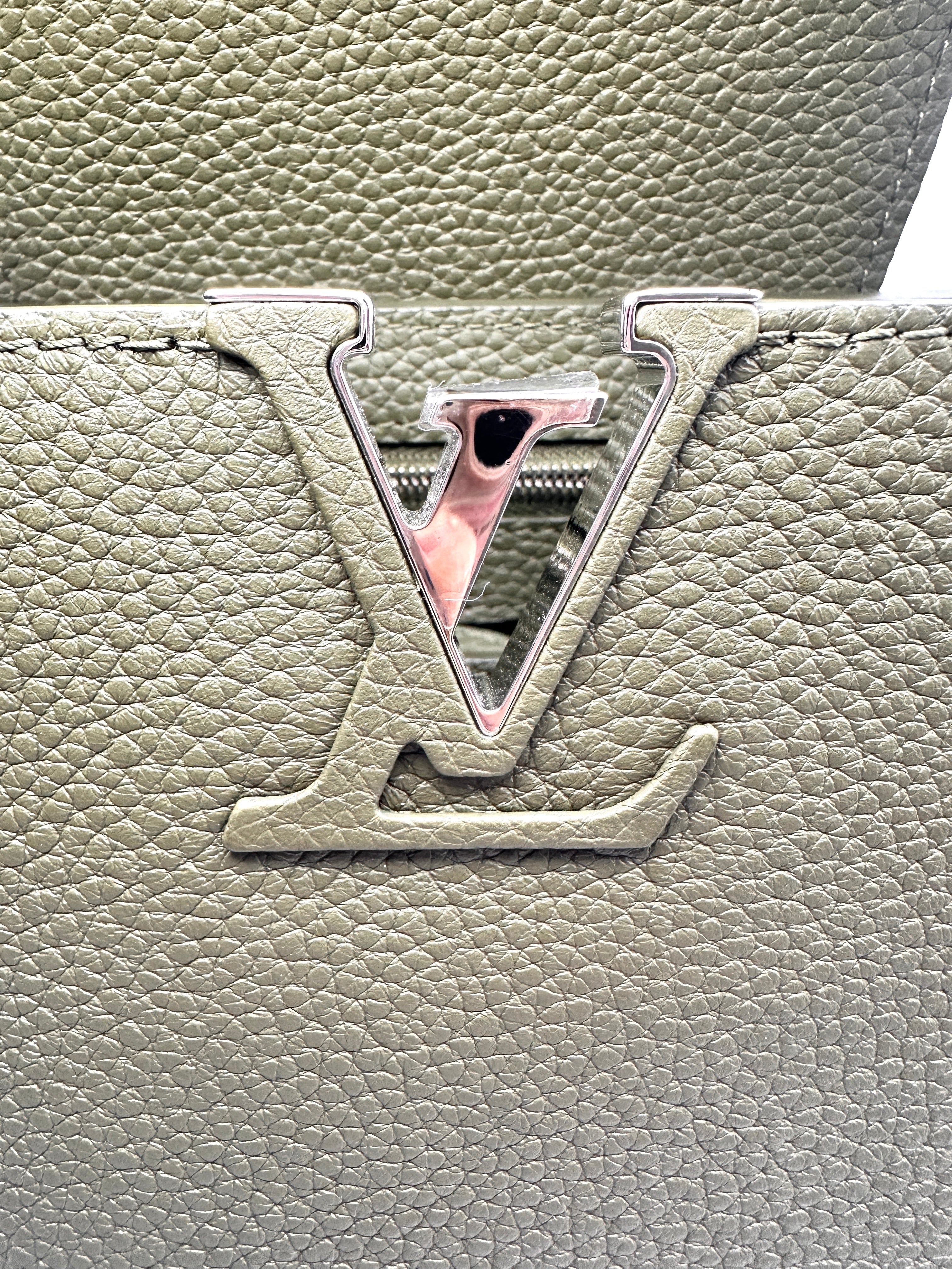 Louis Vuitton  Capucines Taurillon Olive Green MM Bag G016