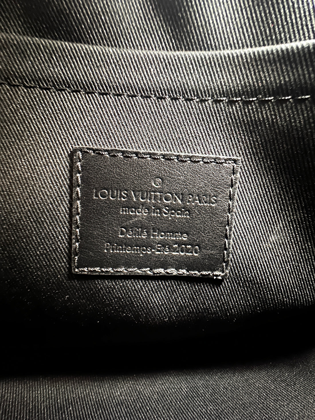 Louis Vuitton Monogram Tuffeage Triangle Messenger  Bag G024