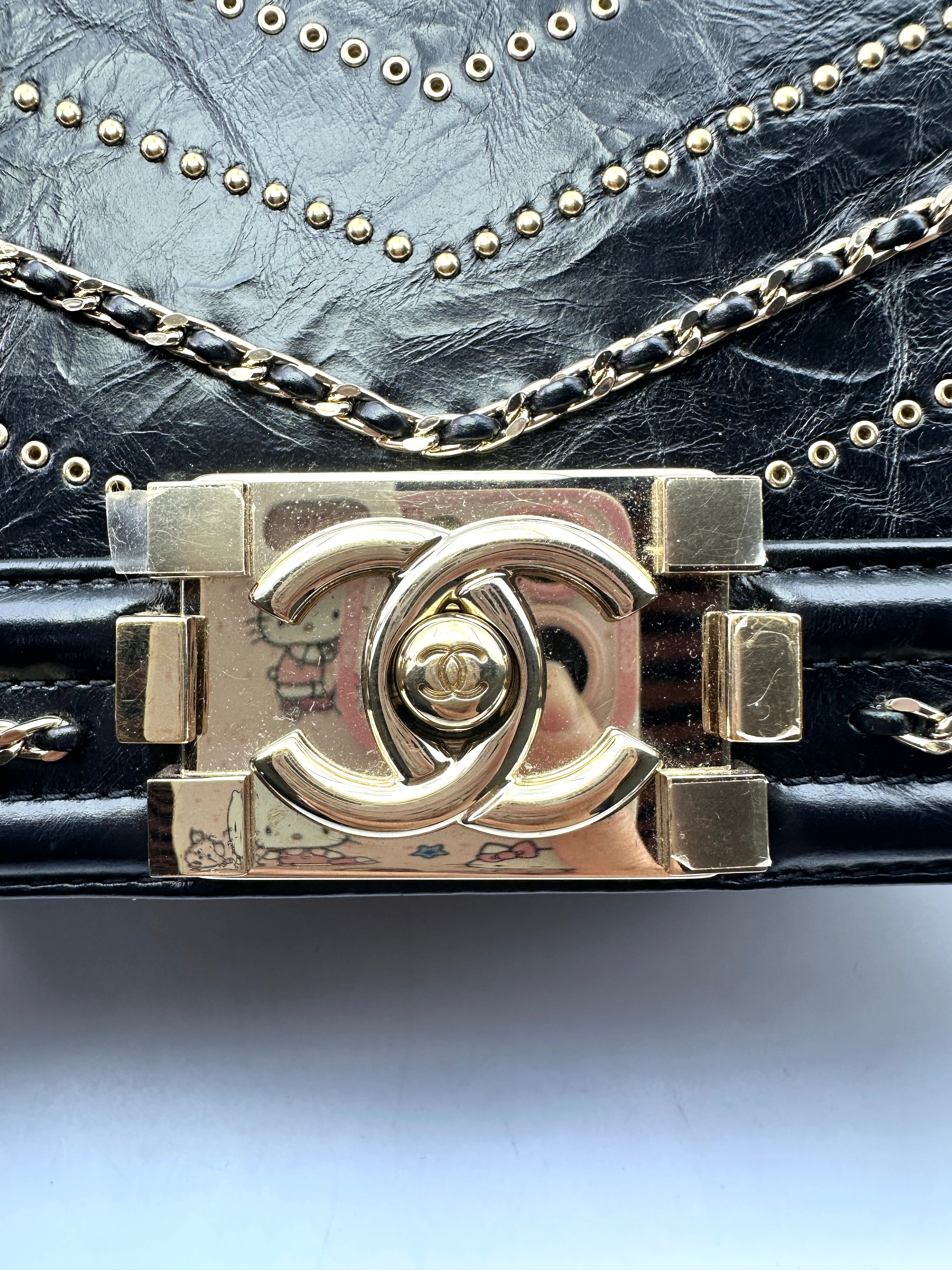Chanel Medium Boy Chevron Sequin Black Bag(26***72) G022