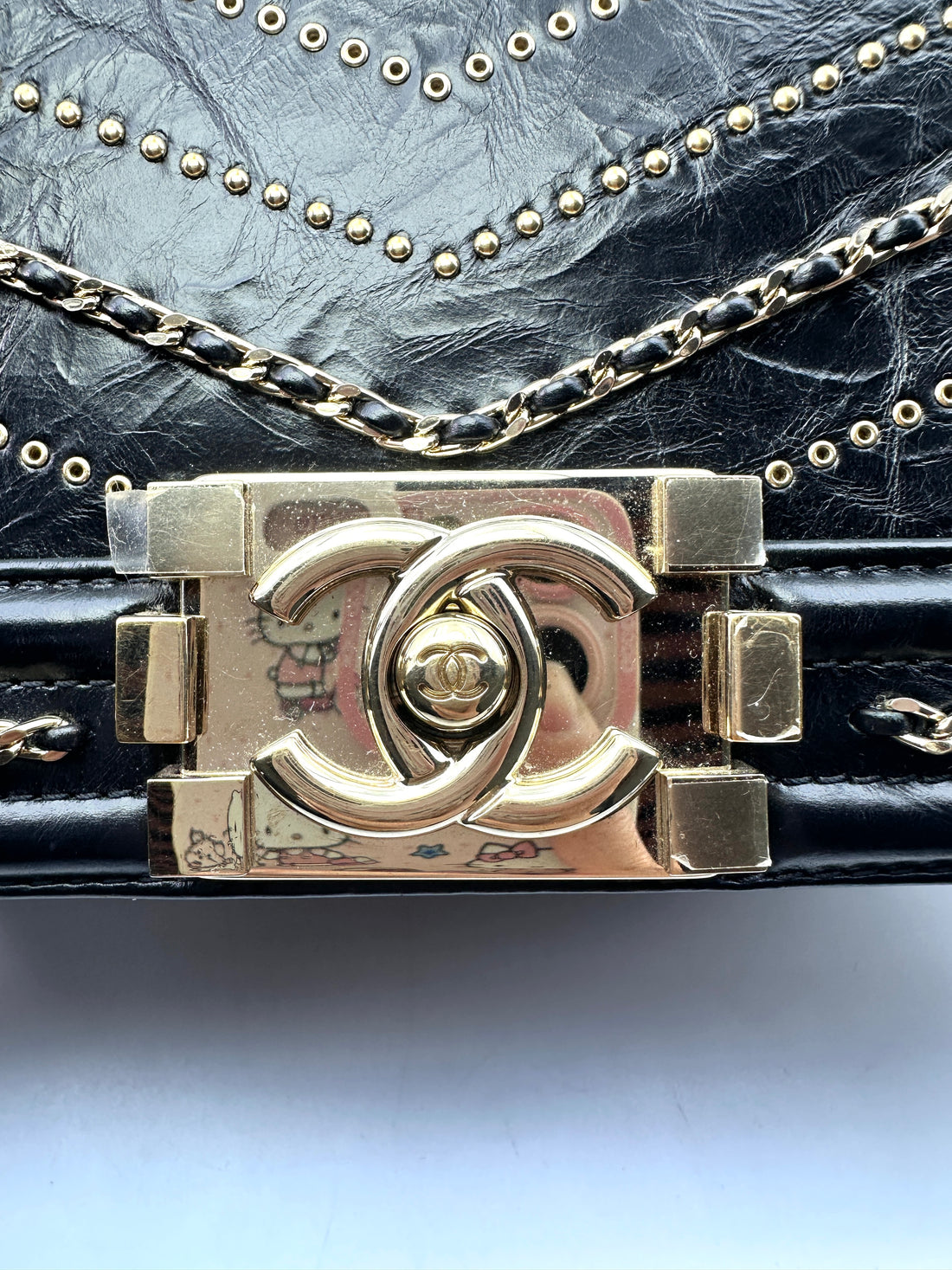 Chanel Medium Boy Chevron Sequin Black Bag(26***72) G022