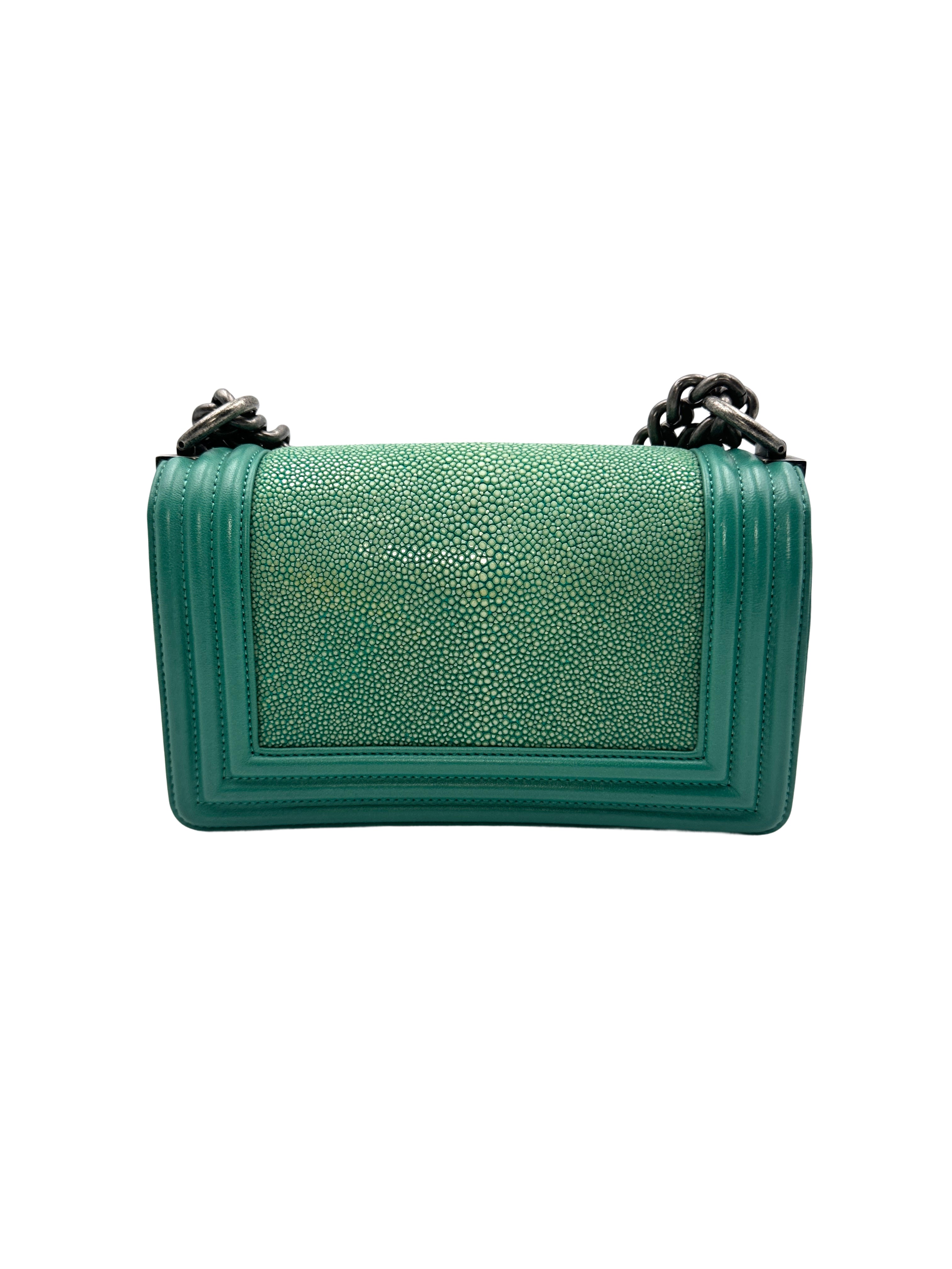 Chanel Green Stingray &Lambskin   Small Boy Flap Bag (20***85) G020