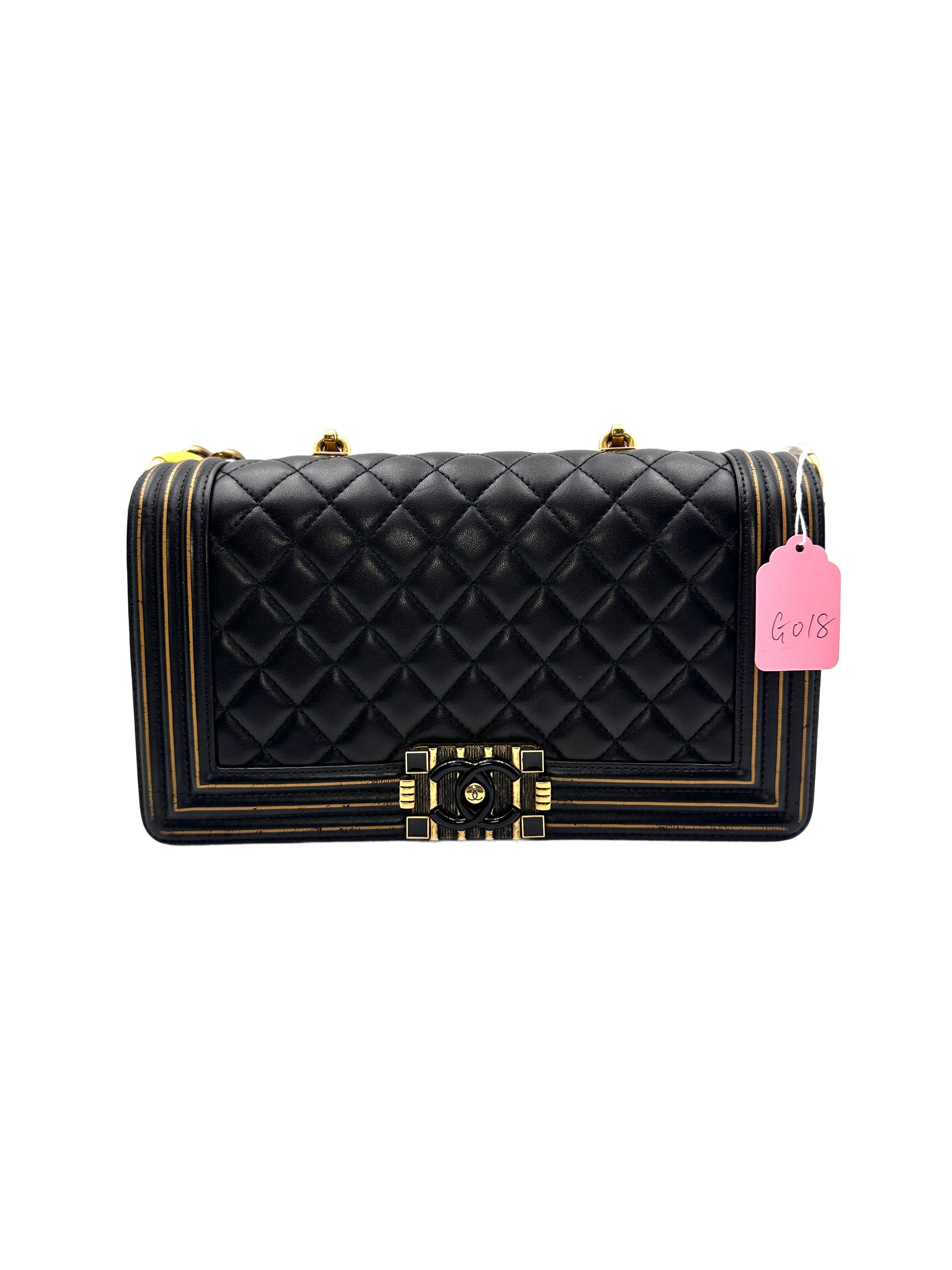 Chanel Boy Studded Handle Medium Black Flap Bag(24***17) G018