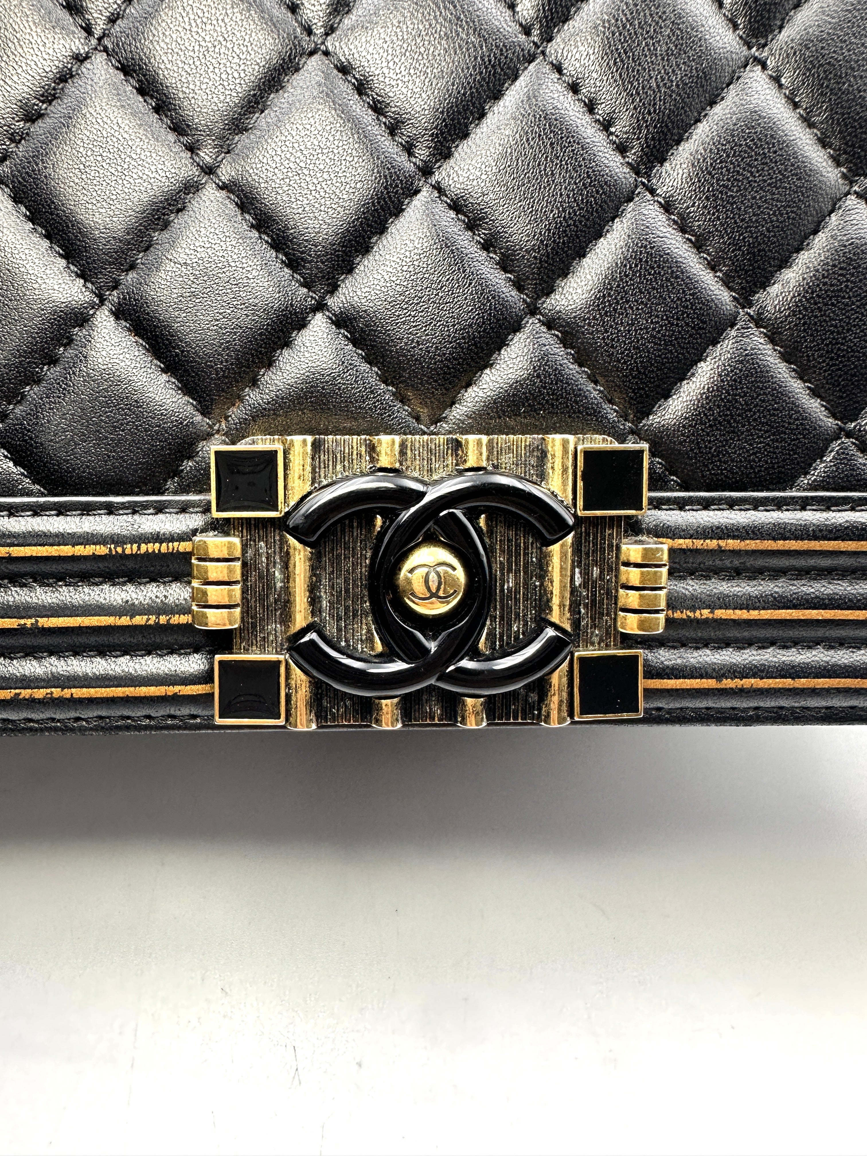 Chanel Boy Studded Handle Medium Black Flap Bag(24***17) G018