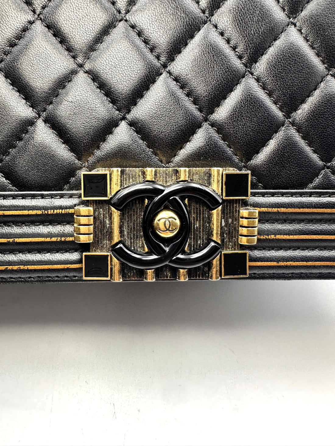 Chanel Boy Studded Handle Medium Black Flap Bag(24***17) G018