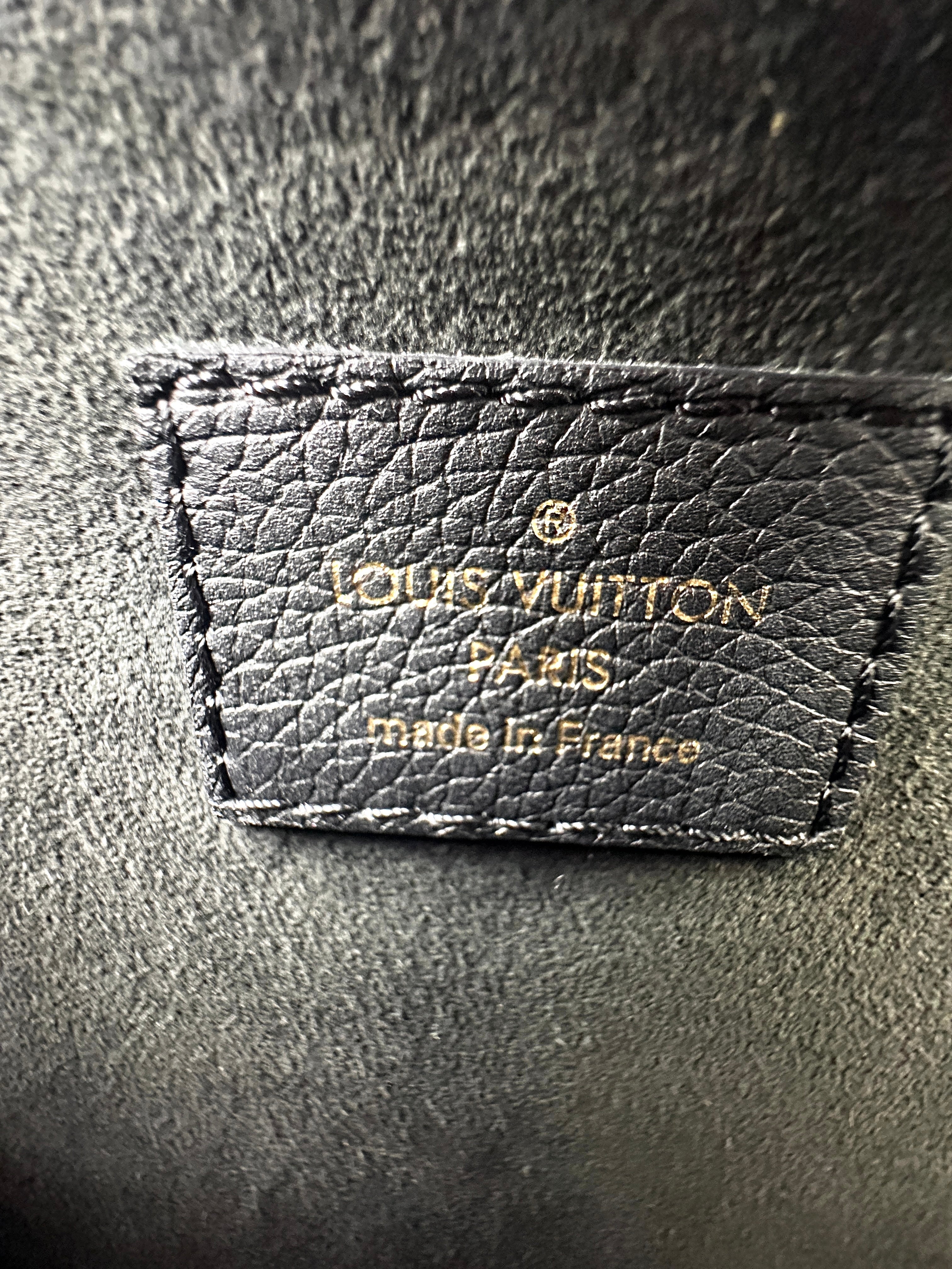 Louis Vuitton Victoire Monogram Shoulder Chain Bag LV1555